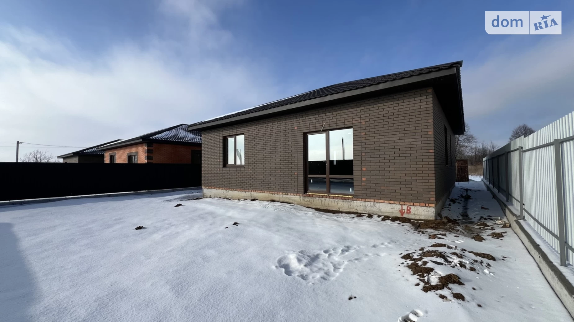 Продается одноэтажный дом 95 кв. м с камином, цена: 65000 $ - фото 3