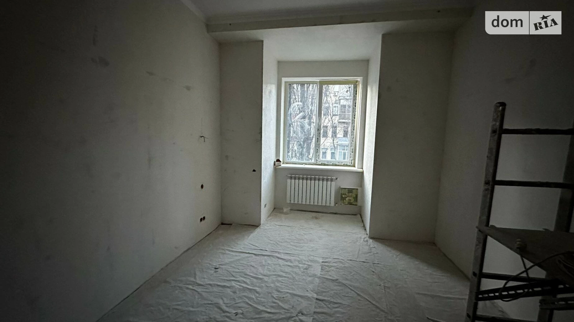 Продается 4-комнатная квартира 115.5 кв. м в Киеве, ул. Олеся Гончара, 67