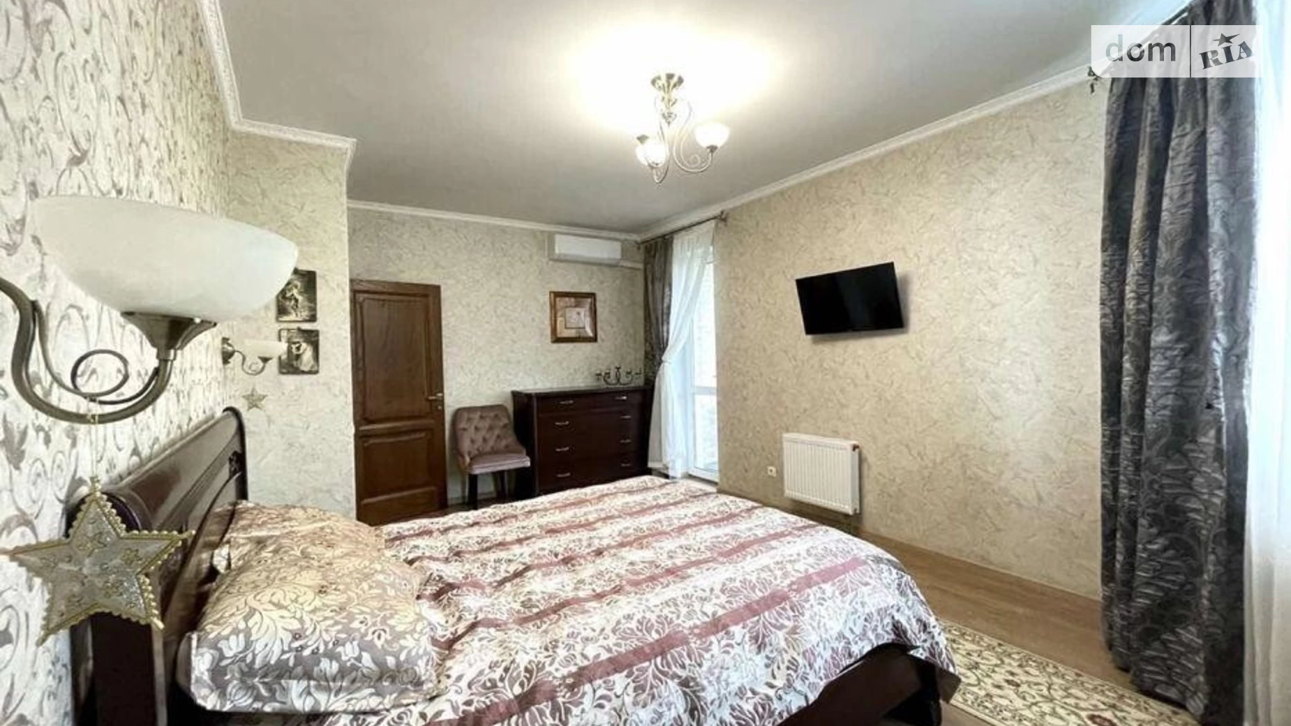 Продается 2-комнатная квартира 88 кв. м в Киеве, ул. Рижская, 73Г - фото 3