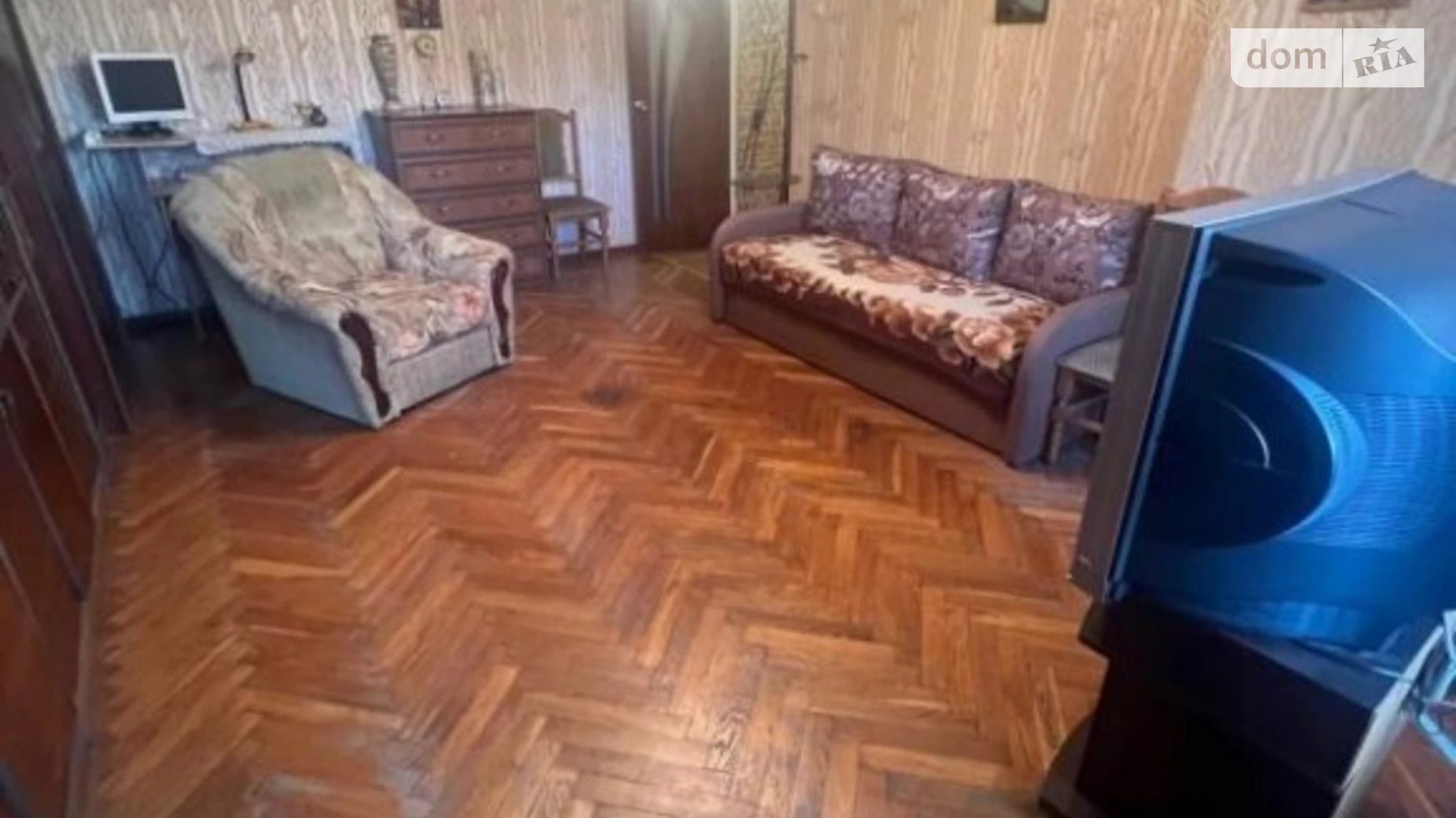 Продается 2-комнатная квартира 56 кв. м в Одессе, ул. Леонтовича