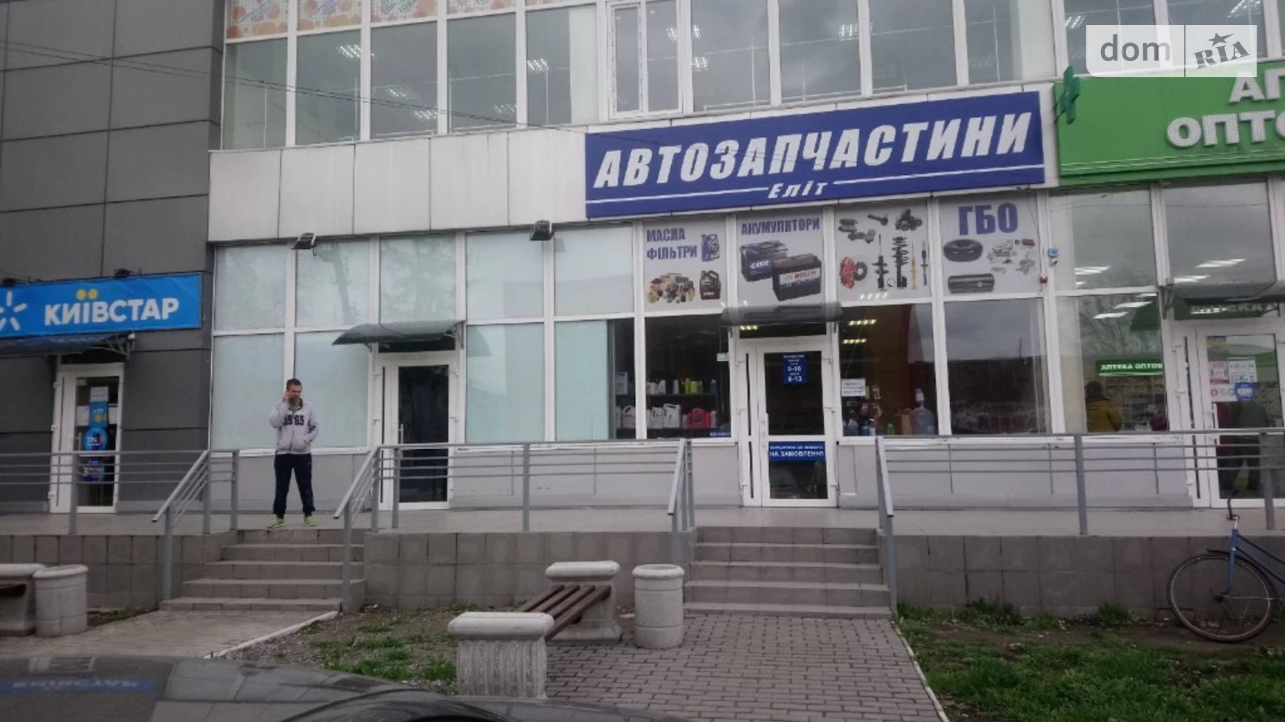 Продается объект сферы услуг 1821 кв. м в 3-этажном здании, цена: 801064 $ - фото 4