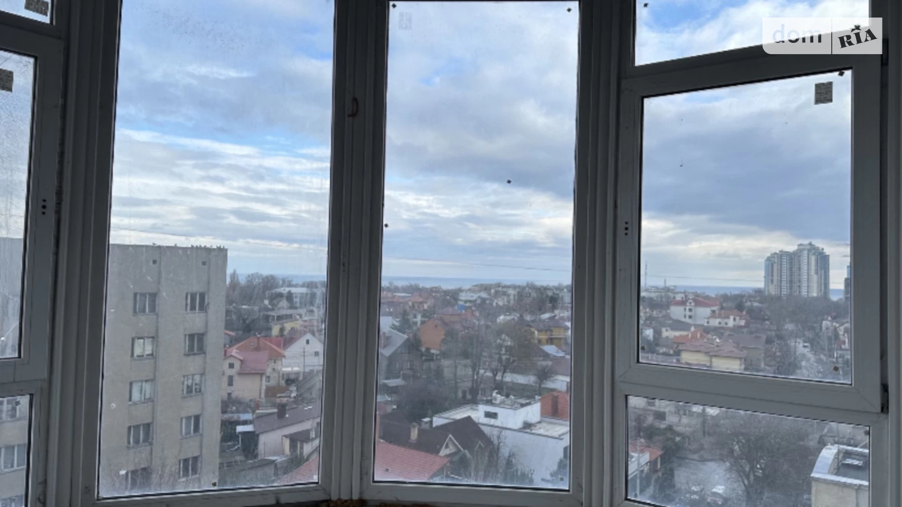 Продается 3-комнатная квартира 90 кв. м в Одессе, ул. Макаренко