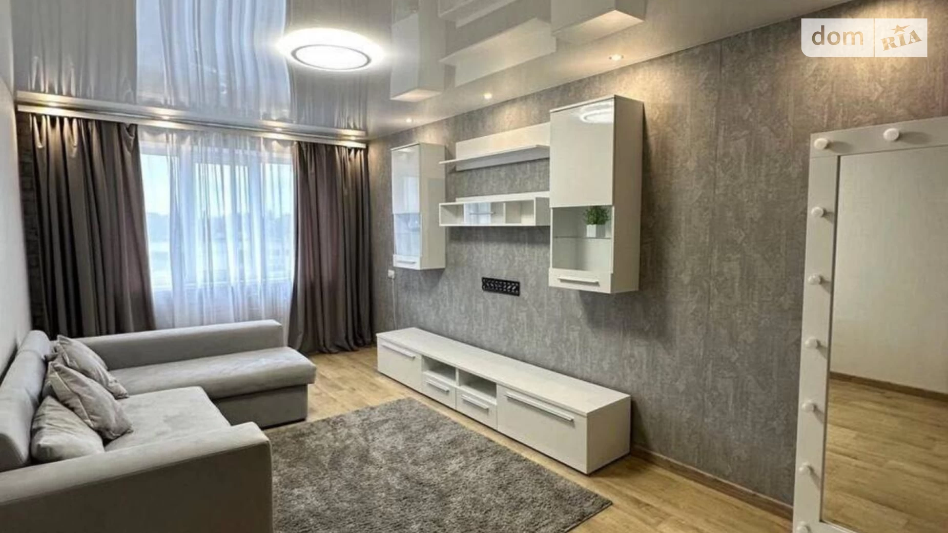 Продается 2-комнатная квартира 48 кв. м в Харькове, въезд Юбилейный, 38Д