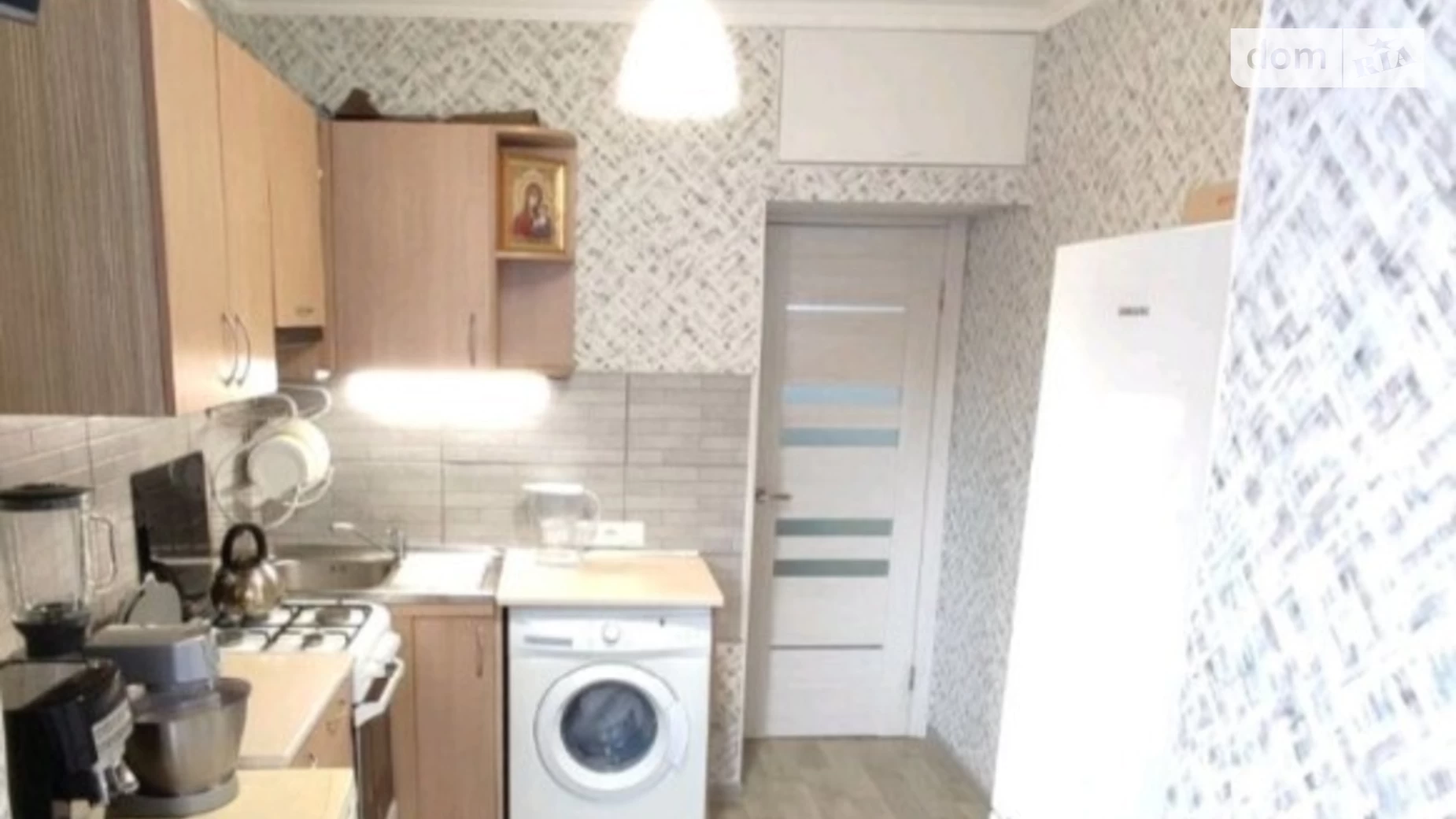 Продается 1-комнатная квартира 32 кв. м в Одессе, ул. Ицхака Рабина