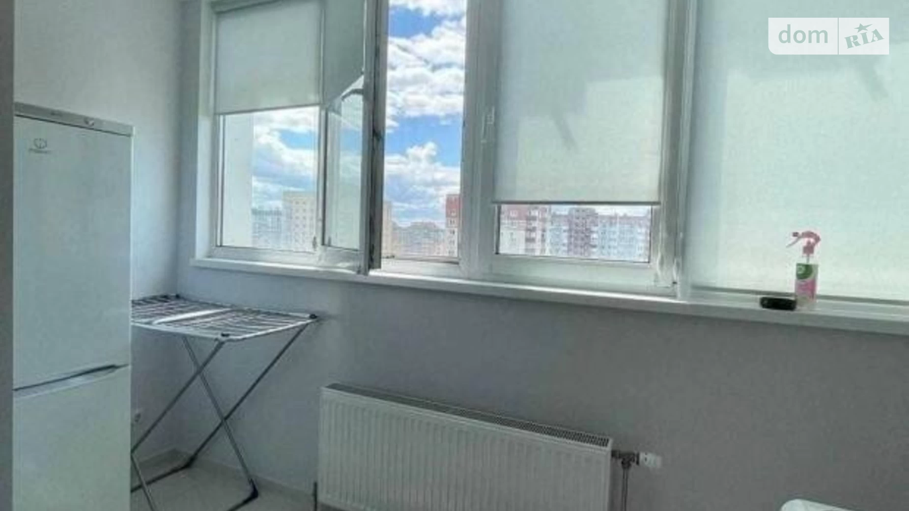 Продается 1-комнатная квартира 61 кв. м в Киеве, ул. Бориса Гмыри, 14Б