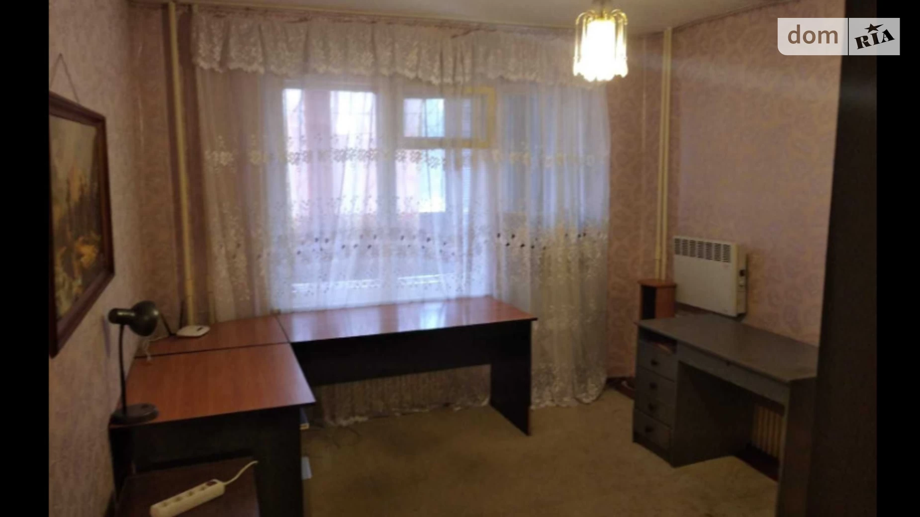 Продается 1-комнатная квартира 37.8 кв. м в Днепре, ул. Богомаза, 200