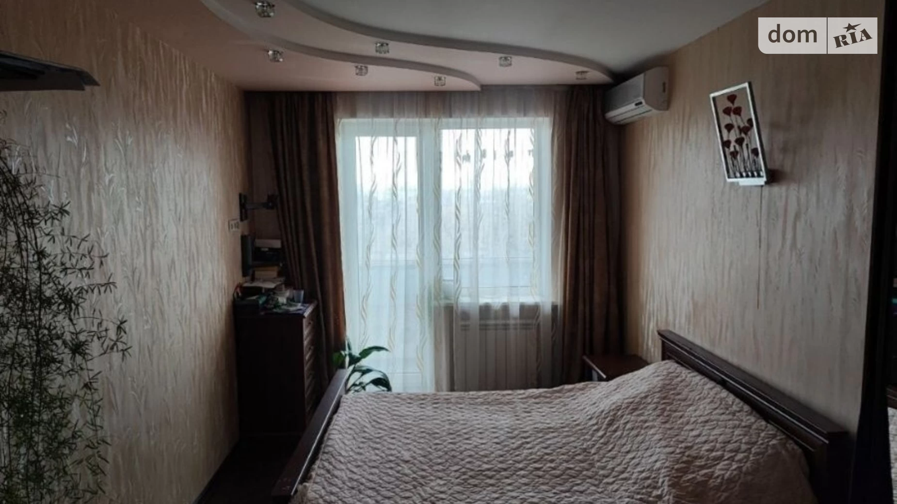 4-комнатная квартира 79.22 кв. м в Запорожье