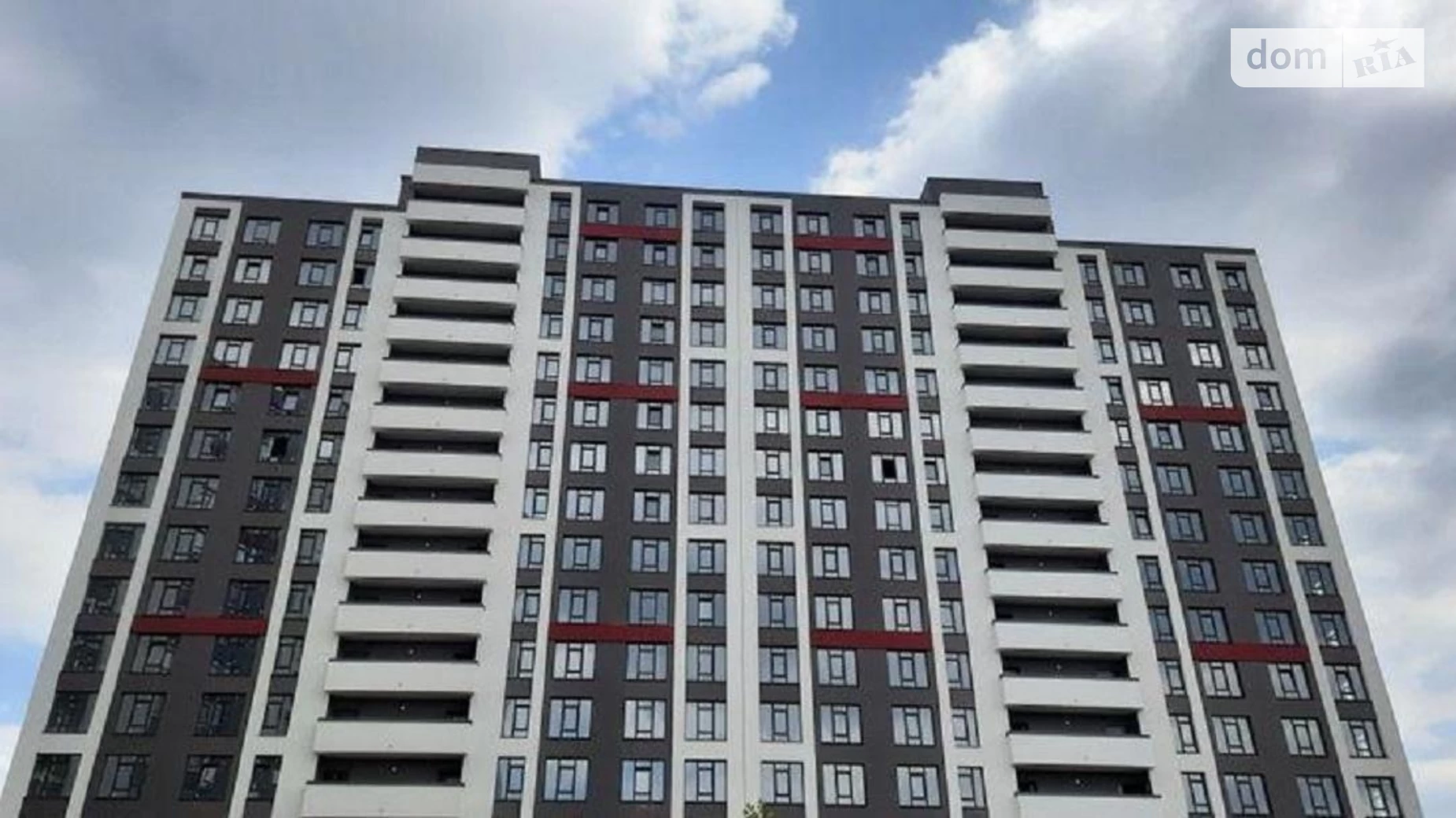 Продается 1-комнатная квартира 52 кв. м в Киеве, просп. Любомира Гузара, 9Б