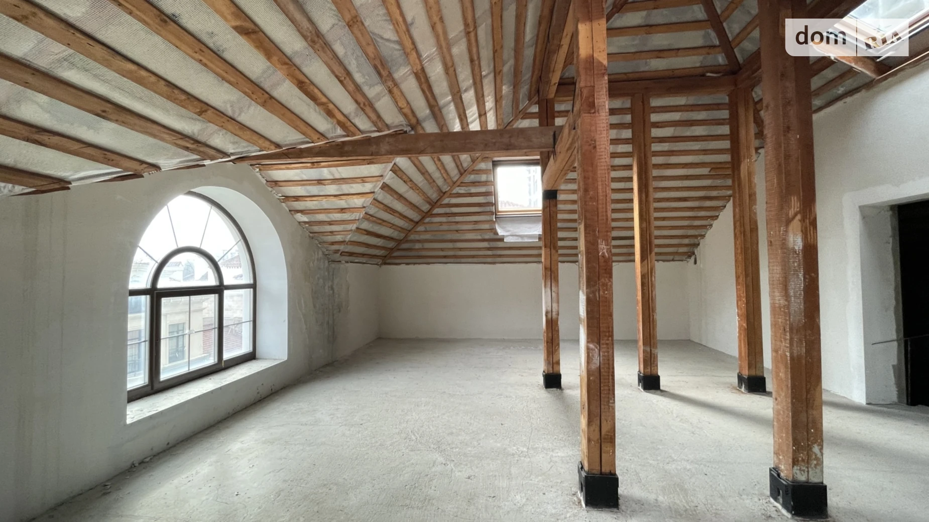 Продается дом на 3 этажа 500.6 кв. м с садом, цена: 650000 $ - фото 5