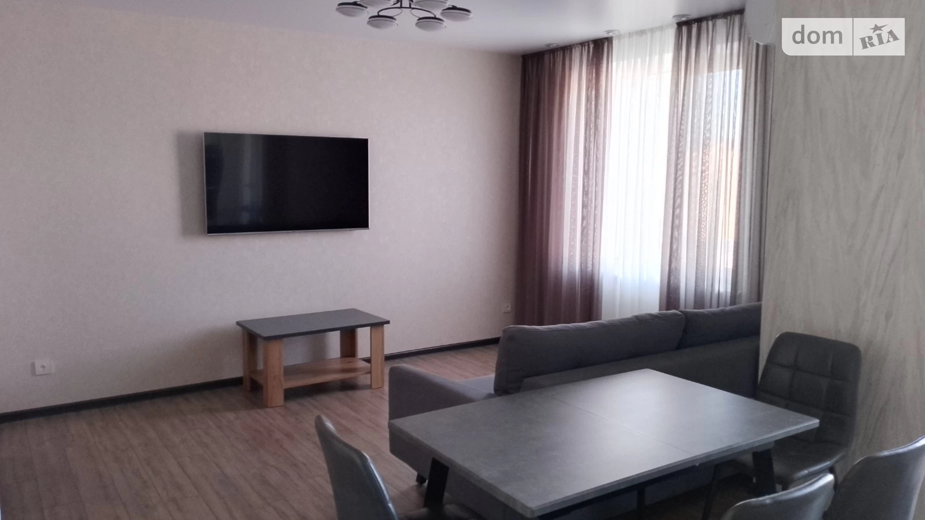 Продається 3-кімнатна квартира 75 кв. м у Миколаєві