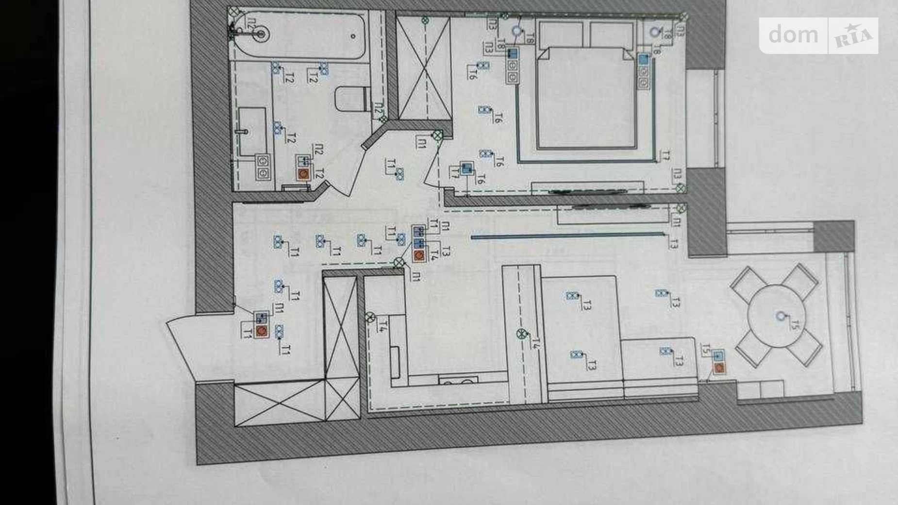 Продается 1-комнатная квартира 46 кв. м в Днепре, просп. Мира, 2К