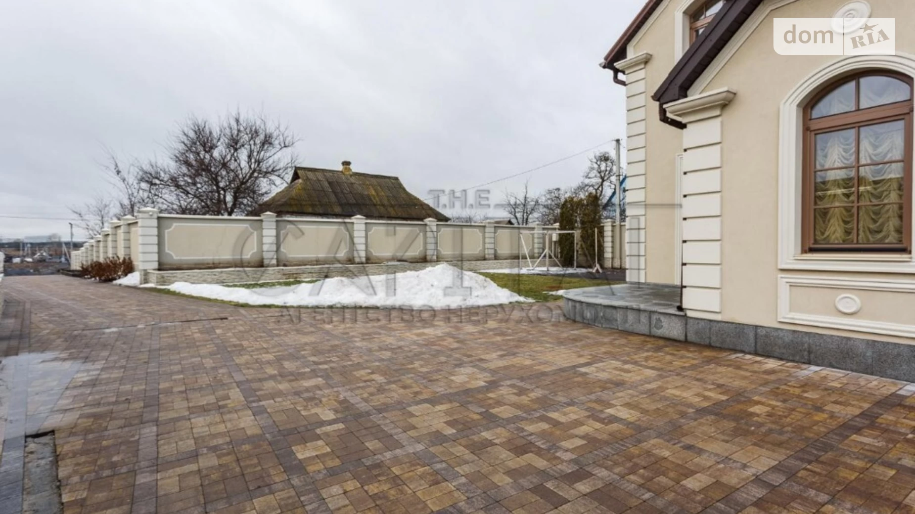 Продается дом на 3 этажа 365 кв. м с участком, цена: 395000 $ - фото 5
