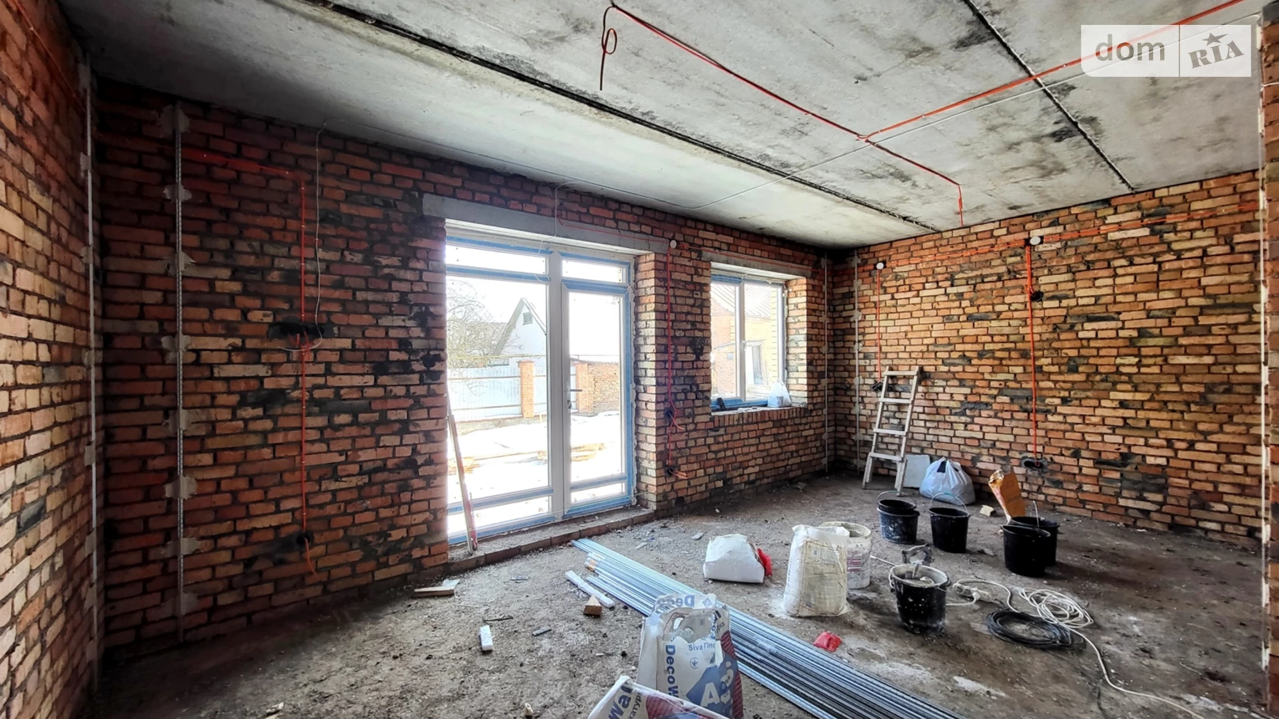 Продается дом на 2 этажа 126 кв. м с мебелью, цена: 130000 $ - фото 2