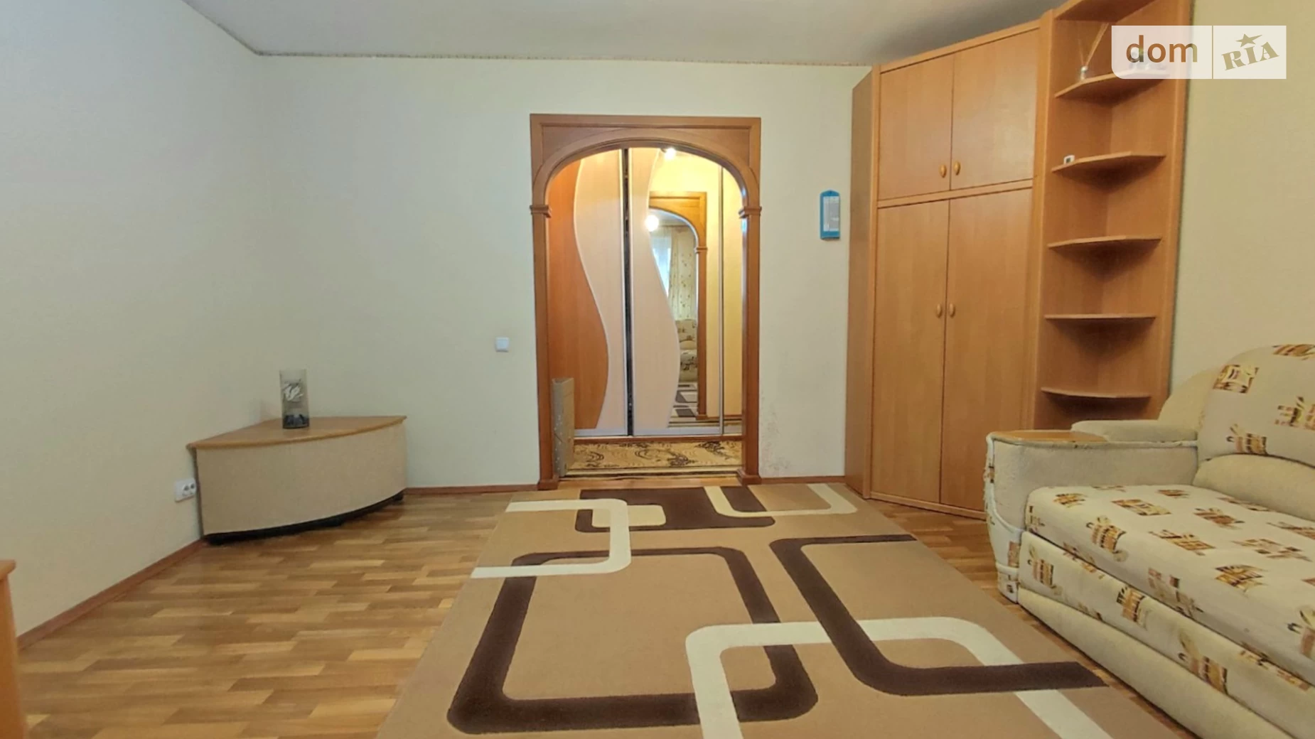 Продается 3-комнатная квартира 70 кв. м в Украинке, ул. Сосновая, 1 - фото 2