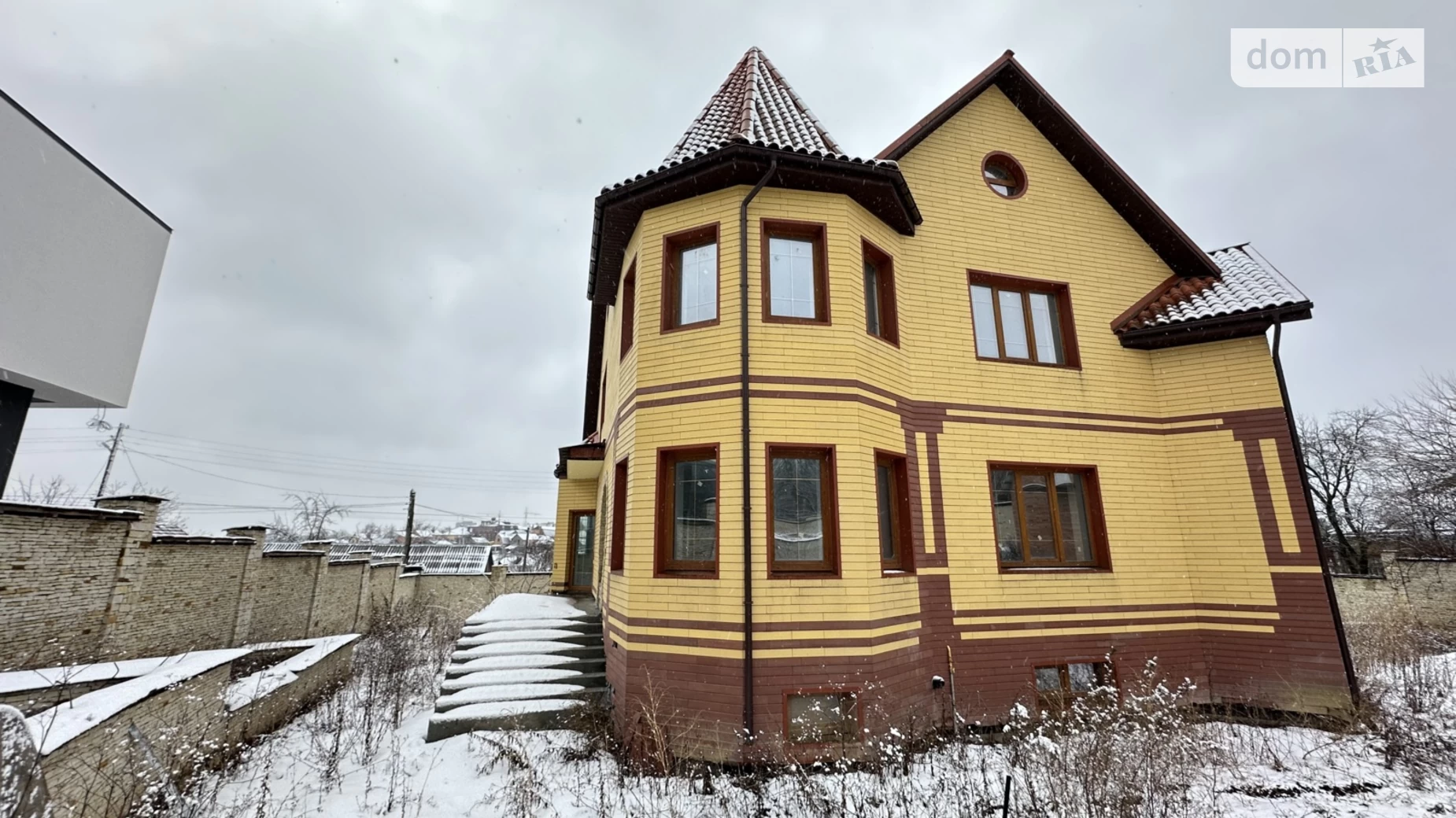 Продается дом на 2 этажа 385 кв. м с верандой, цена: 280000 $ - фото 5