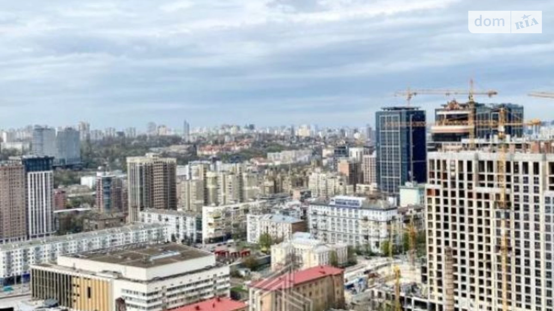 Продається 1-кімнатна квартира 47 кв. м у Києві, вул. Василя Тютюнника, 37/1