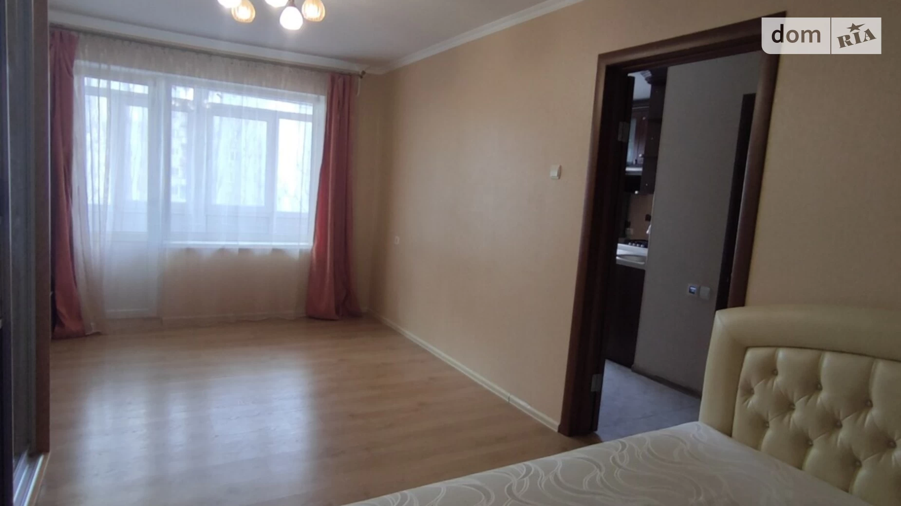 Продается 1-комнатная квартира 34 кв. м в Николаеве, ул. Айвазовского, 11