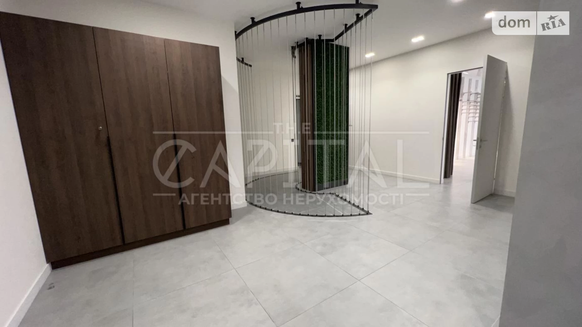 Сдается в аренду офис 145 кв. м в бизнес-центре, цена: 2500 $ - фото 5