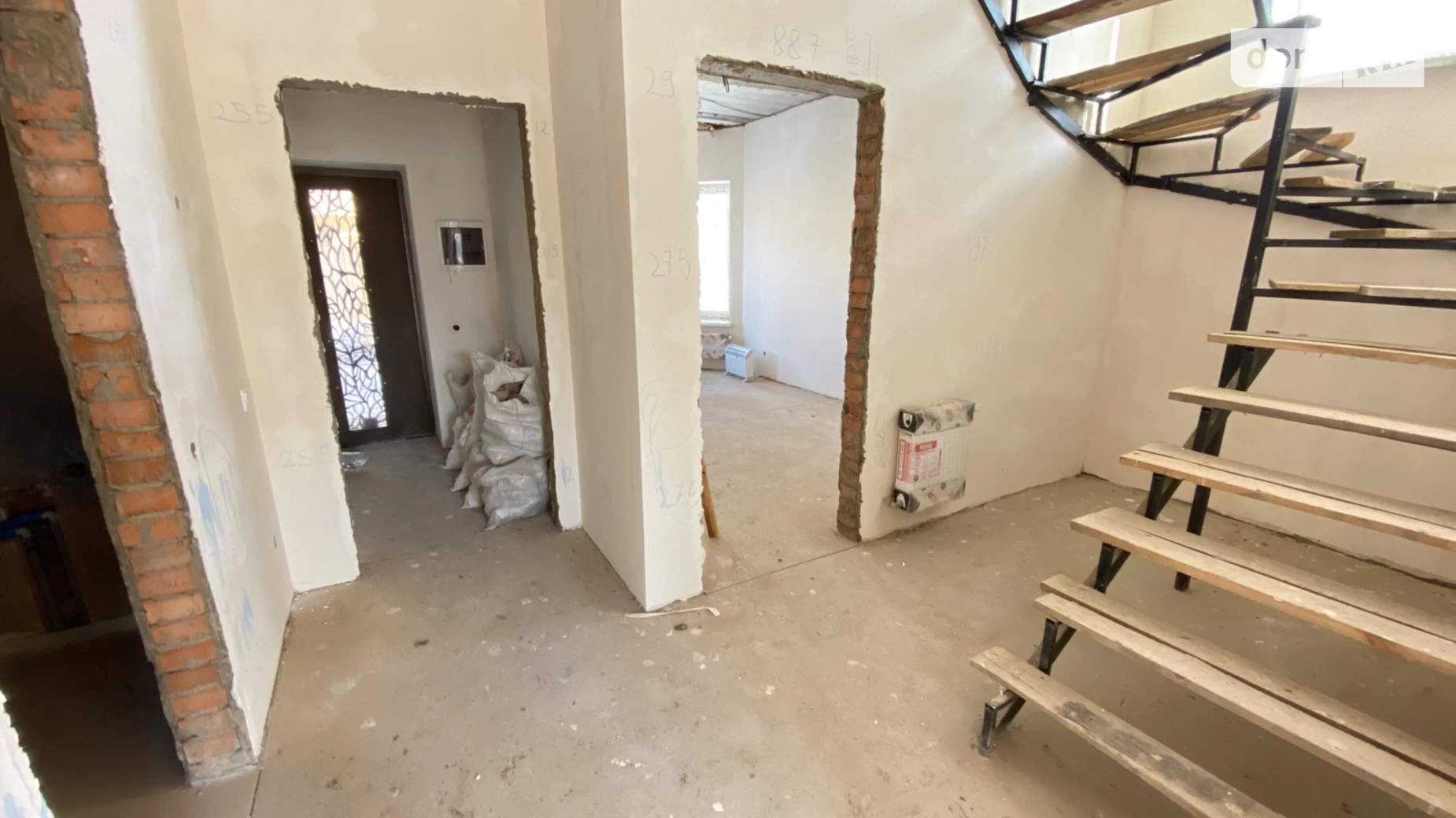 Продается дом на 2 этажа 123 кв. м с беседкой, цена: 90000 $ - фото 4