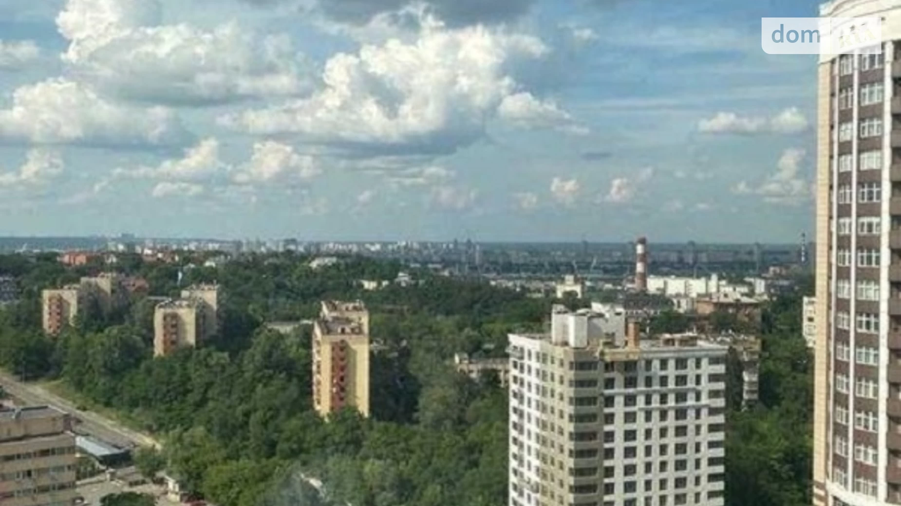 Продается 4-комнатная квартира 100 кв. м в Киеве, ул. Николая Пимоненко, 21
