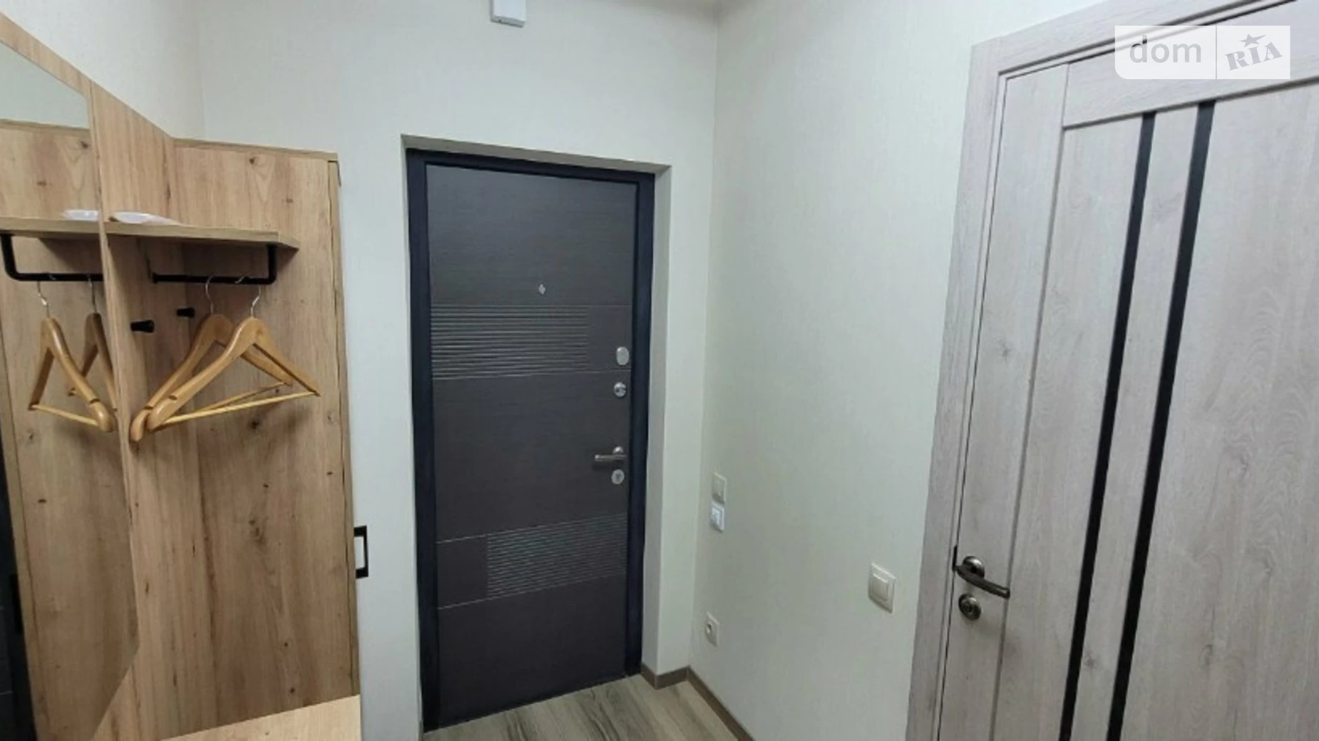 Продается 1-комнатная квартира 37 кв. м в Киеве, ул. Бориса Гмыри, 20