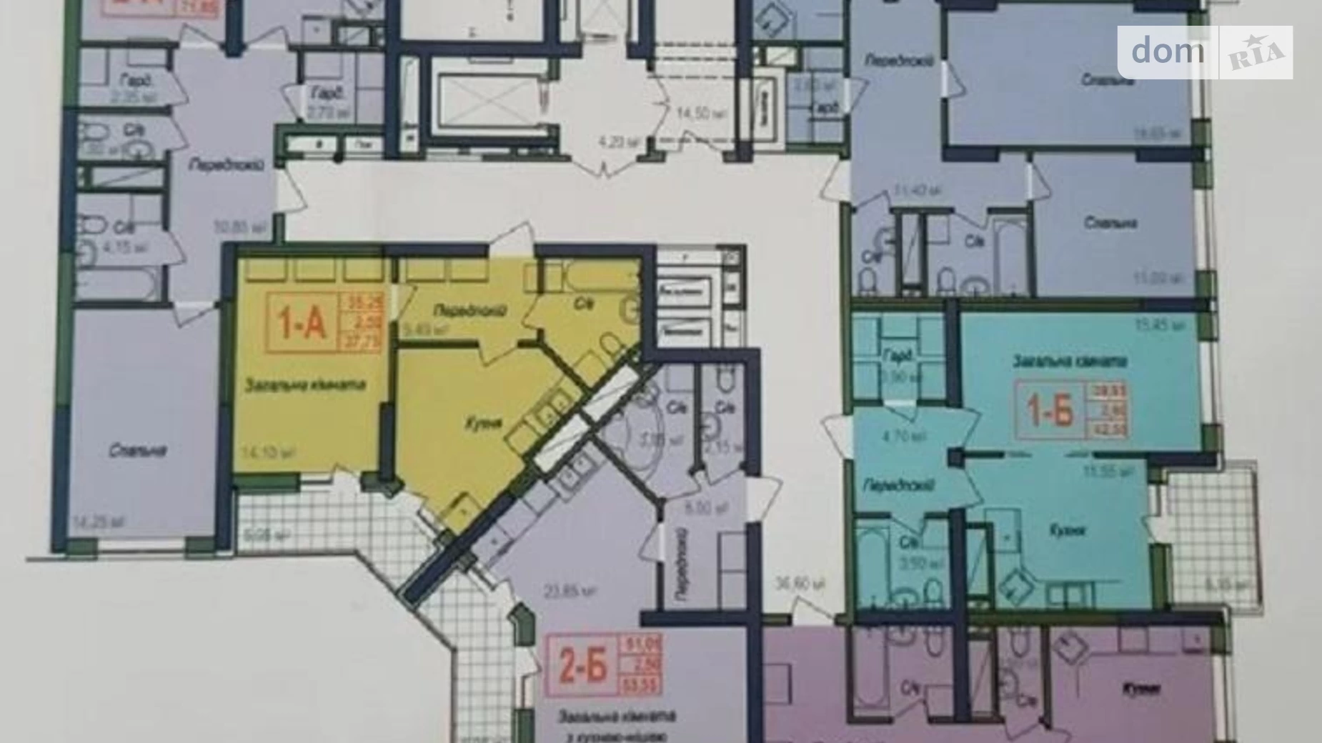 Продается 1-комнатная квартира 42 кв. м в Одессе, ул. Героев Крут, 27А