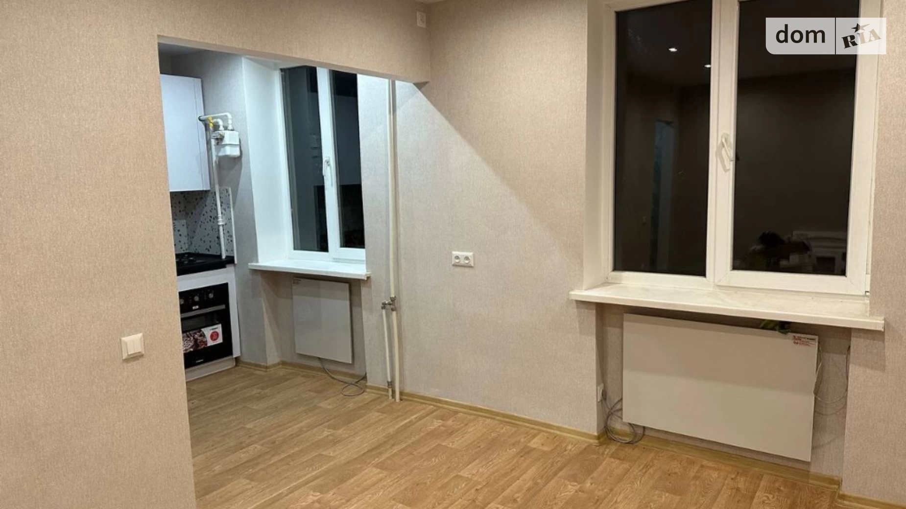 Продается 1-комнатная квартира 28 кв. м в Днепре, ул. Алана Шепарда(Суворова), 32А