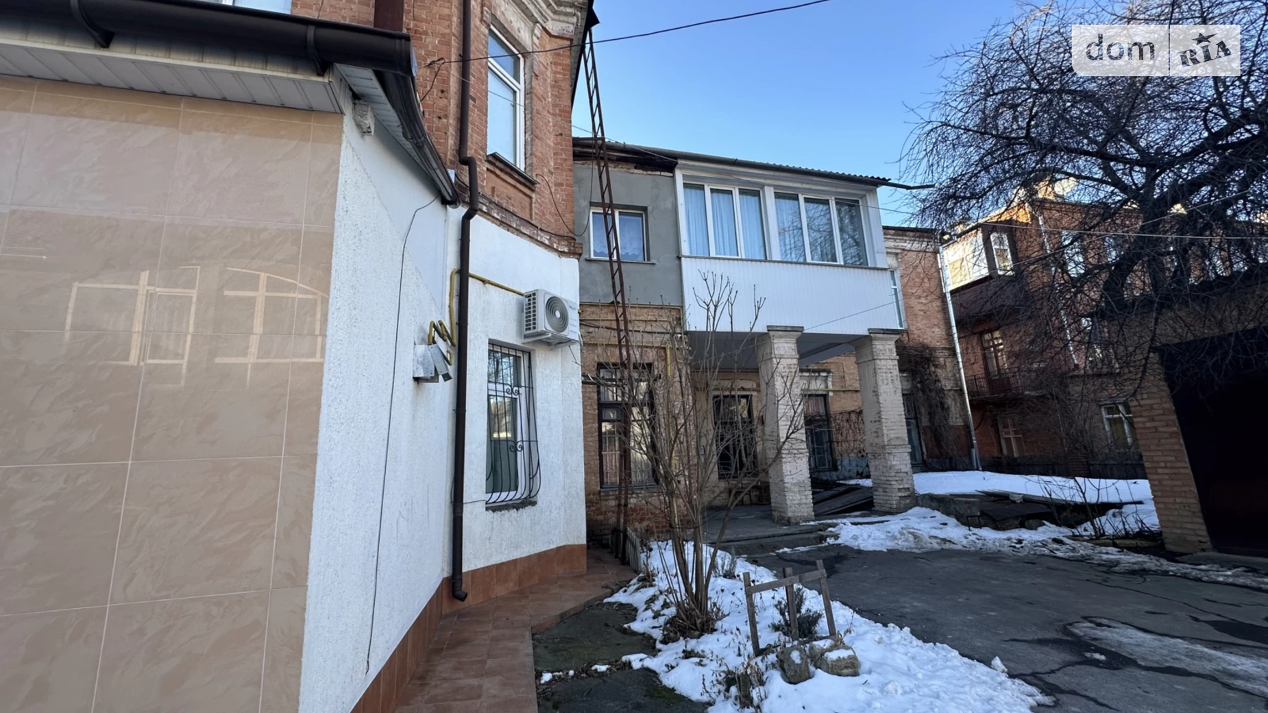 Продается 3-комнатная квартира 62 кв. м в Виннице, ул. Архитектора Артынова, 5