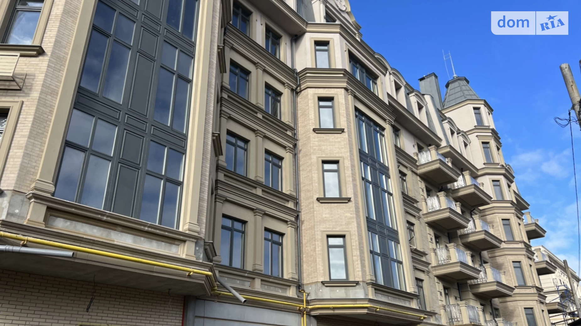 Продається 4-кімнатна квартира 200 кв. м у Одесі, Фонтанська дор. - фото 3