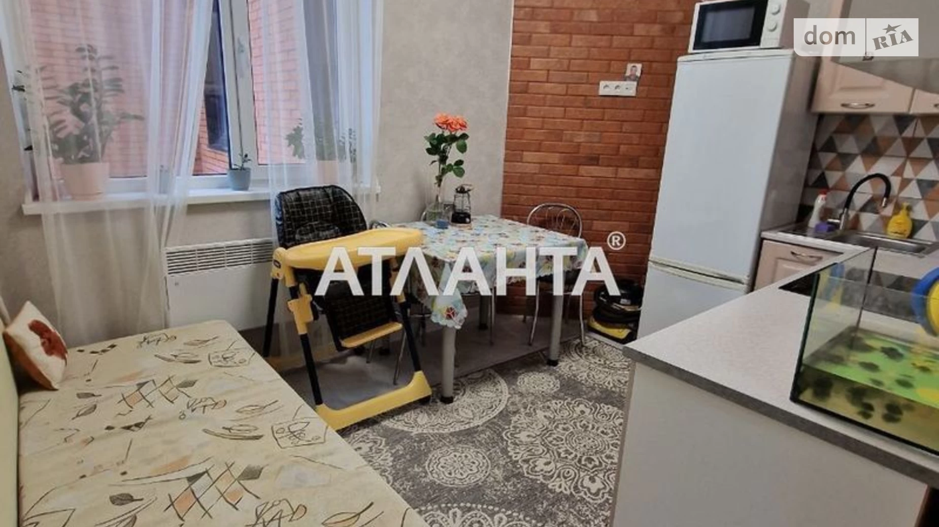 Продается 1-комнатная квартира 30 кв. м в Киеве, ул. Покровская - фото 3