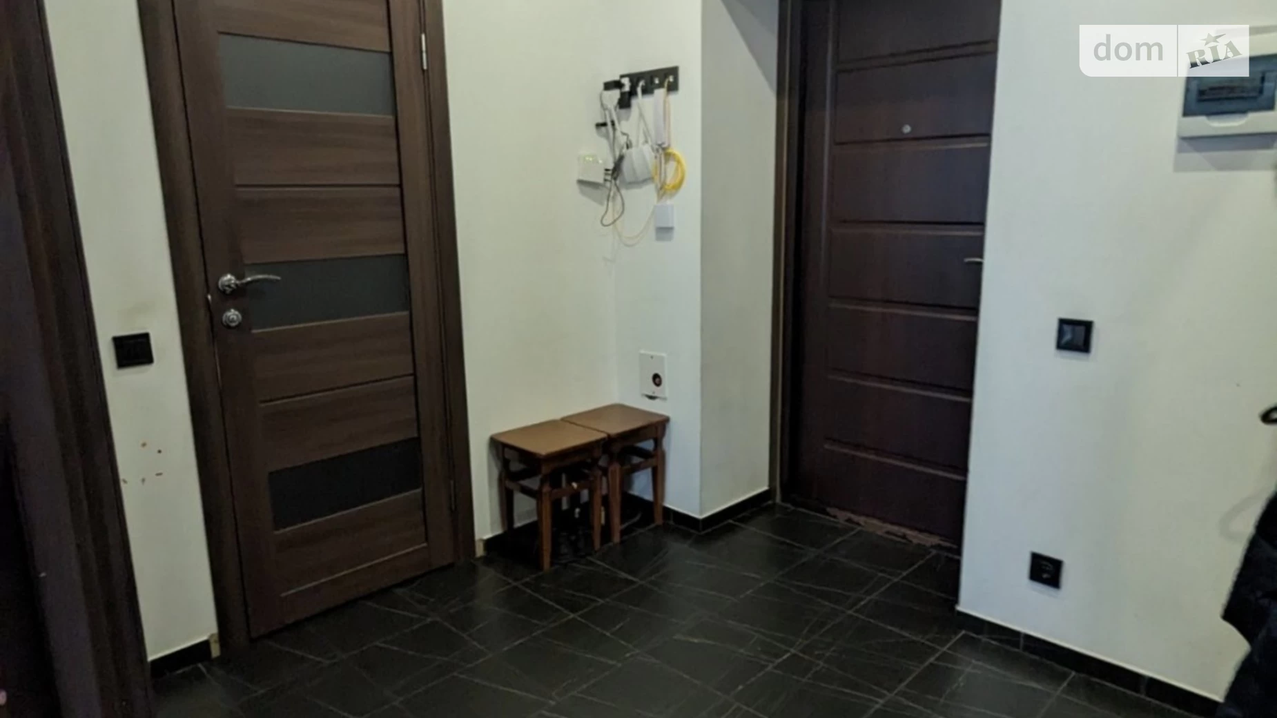 Продается 1-комнатная квартира 44 кв. м в Винниках, ул. Винная Гора - фото 2