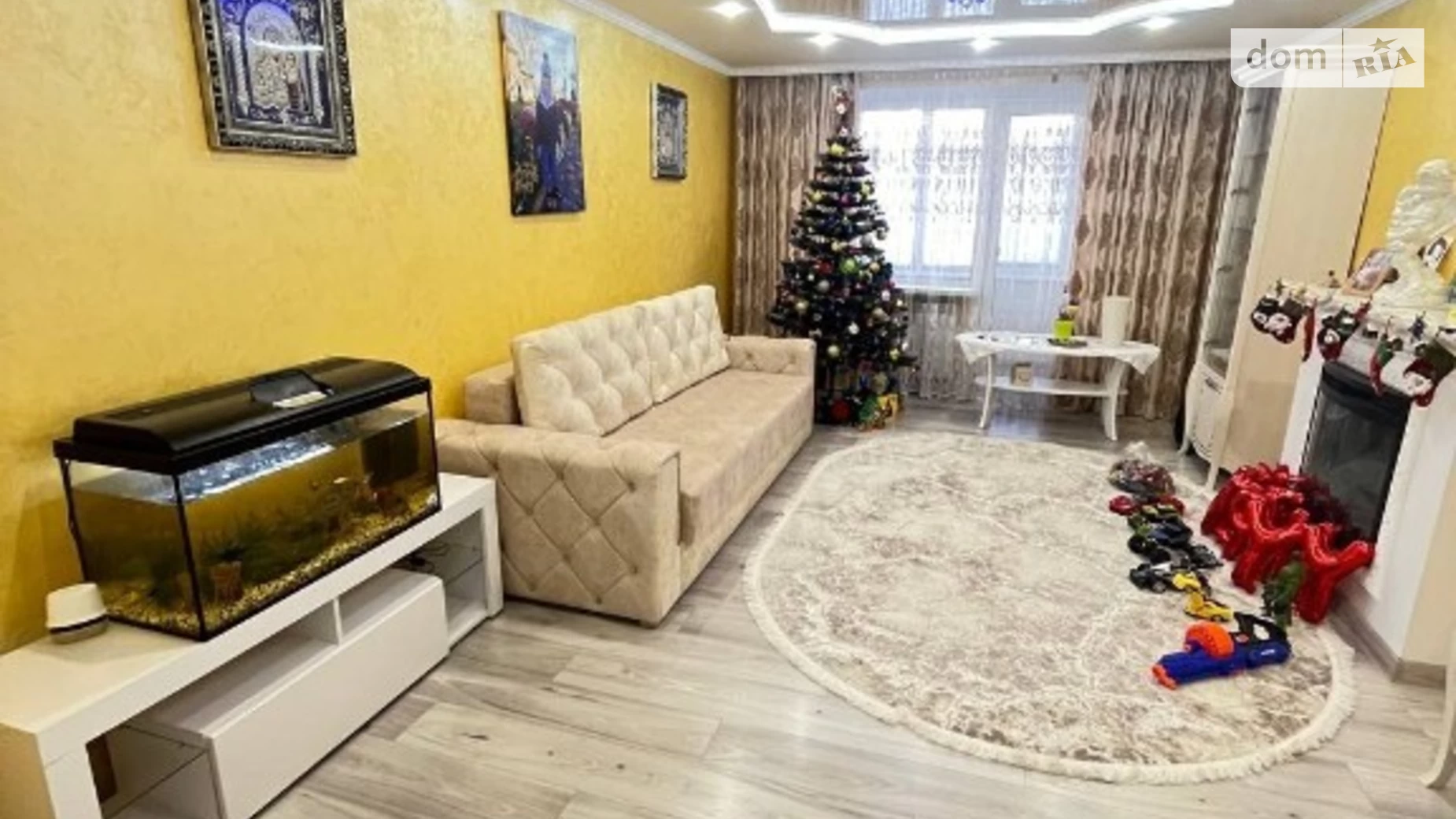 Продается 4-комнатная квартира 108 кв. м в Ивано-Франковске