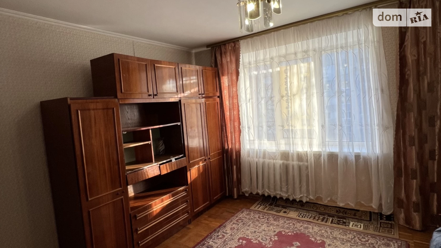 Продается 1-комнатная квартира 36 кв. м в Виннице, ул. Антонова Олега, 12