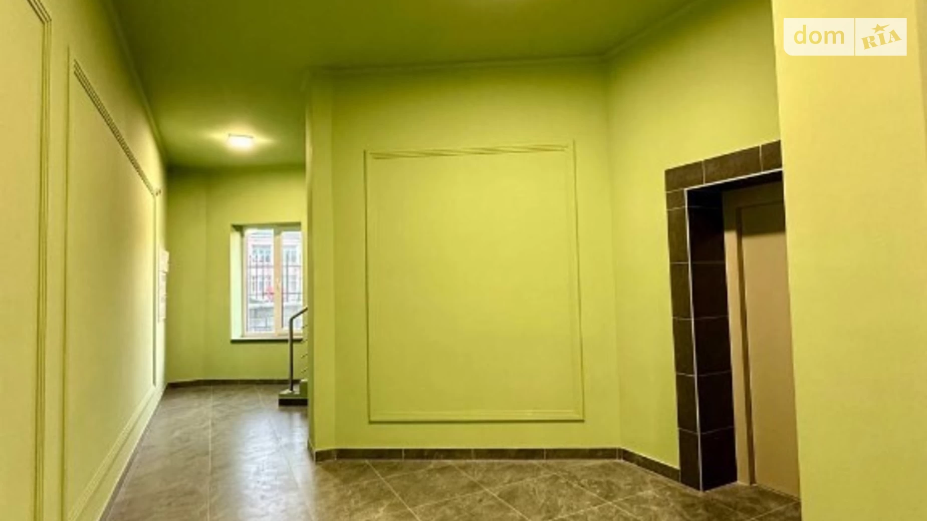 Продается 2-комнатная квартира 60 кв. м в Ровно