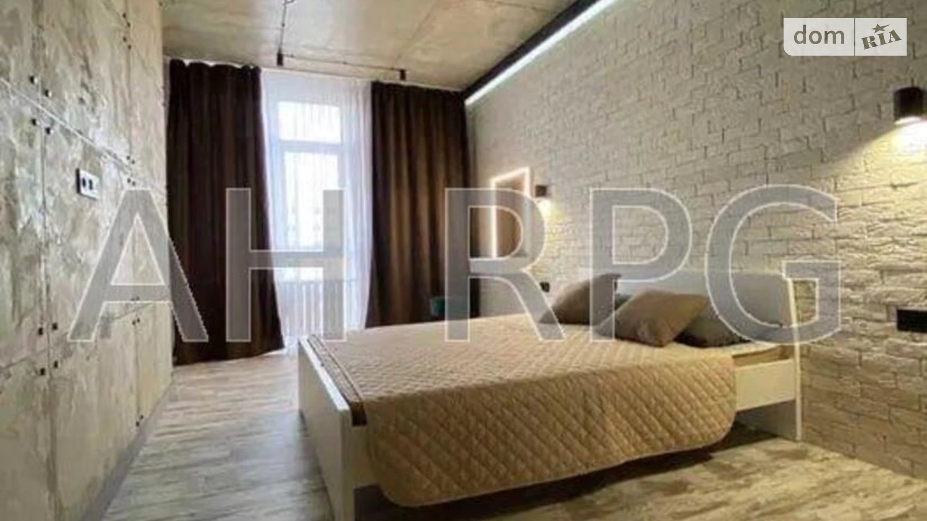 Продается 3-комнатная квартира 100 кв. м в Киеве, ул. Евгения Маланюка(Сагайдака), 101Ш