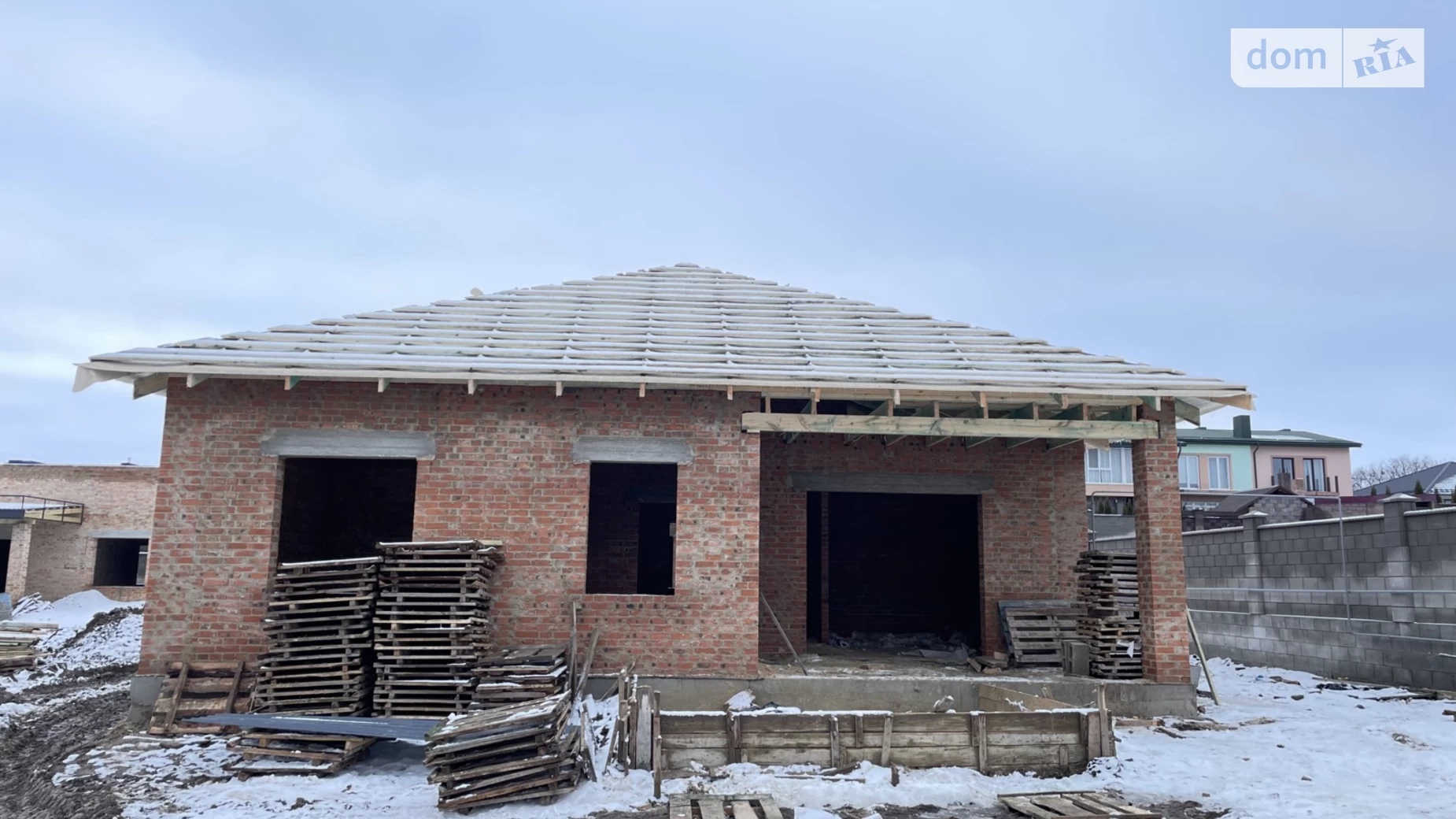 Продается одноэтажный дом 105 кв. м с балконом, цена: 80000 $ - фото 2