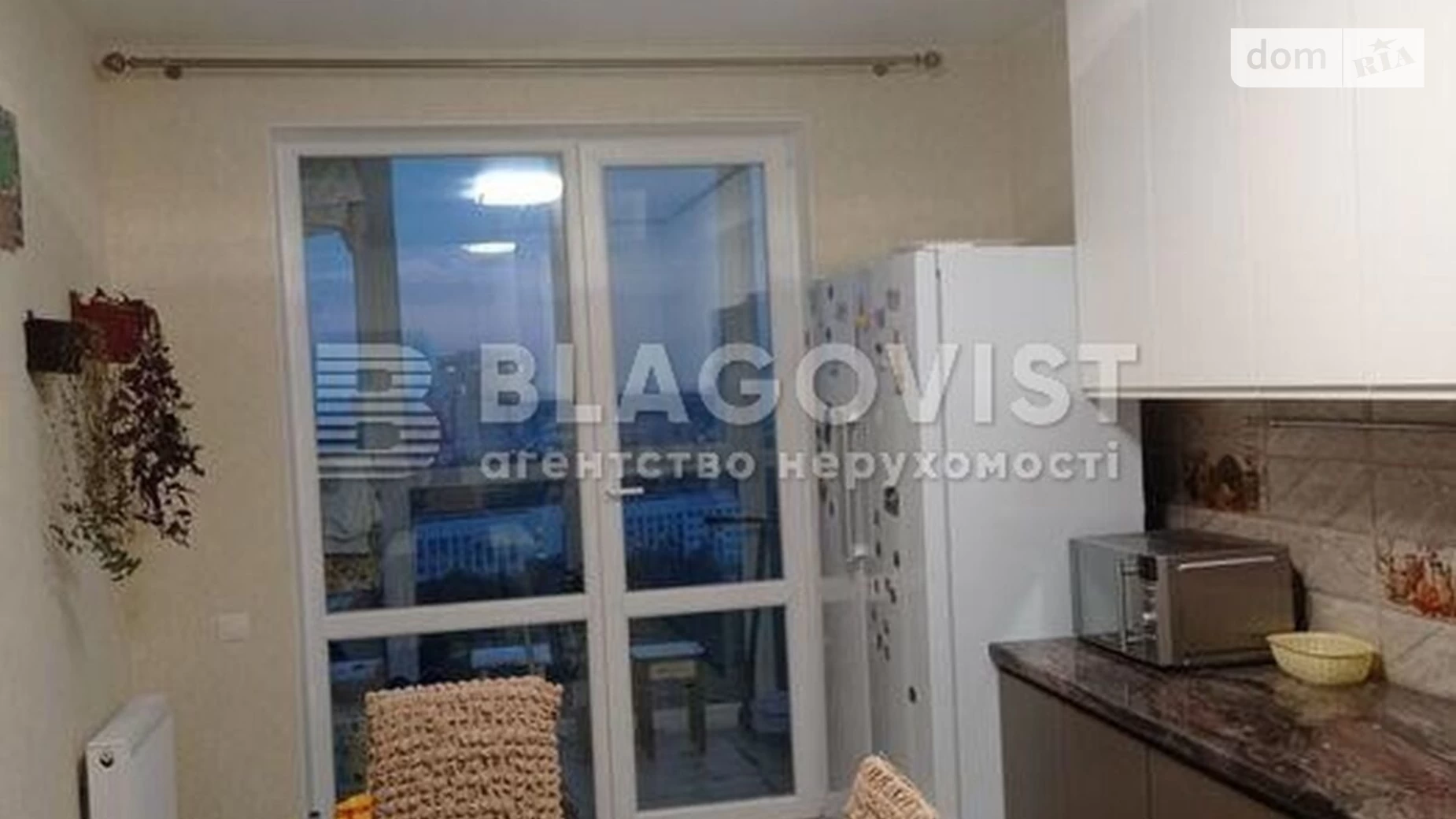 Продается 3-комнатная квартира 90 кв. м в Киеве, ул. Воскресенская, 18 - фото 2