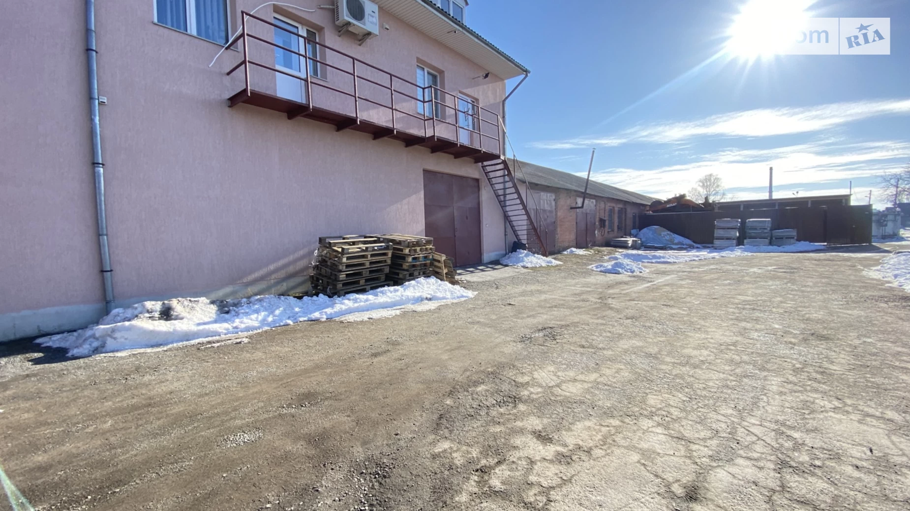 Сдается в аренду помещения свободного назначения 881 кв. м в 3-этажном здании, цена: 180000 грн - фото 2