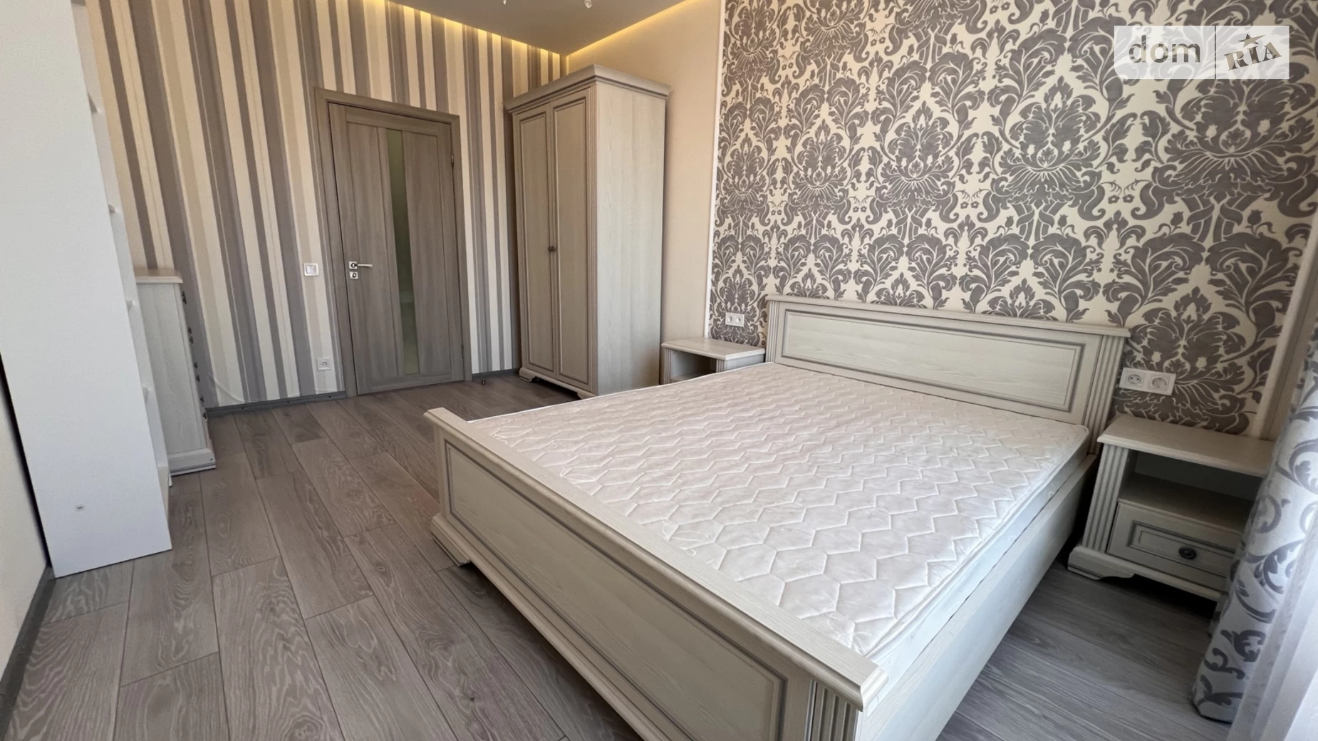 Продается 2-комнатная квартира 70 кв. м в Одессе, ул. Генуэзская - фото 2
