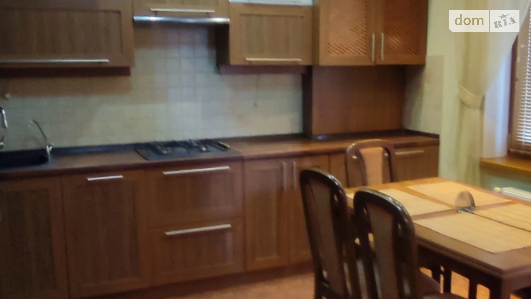 Продается 3-комнатная квартира 83 кв. м в Николаеве, ул. Архитектора Старова