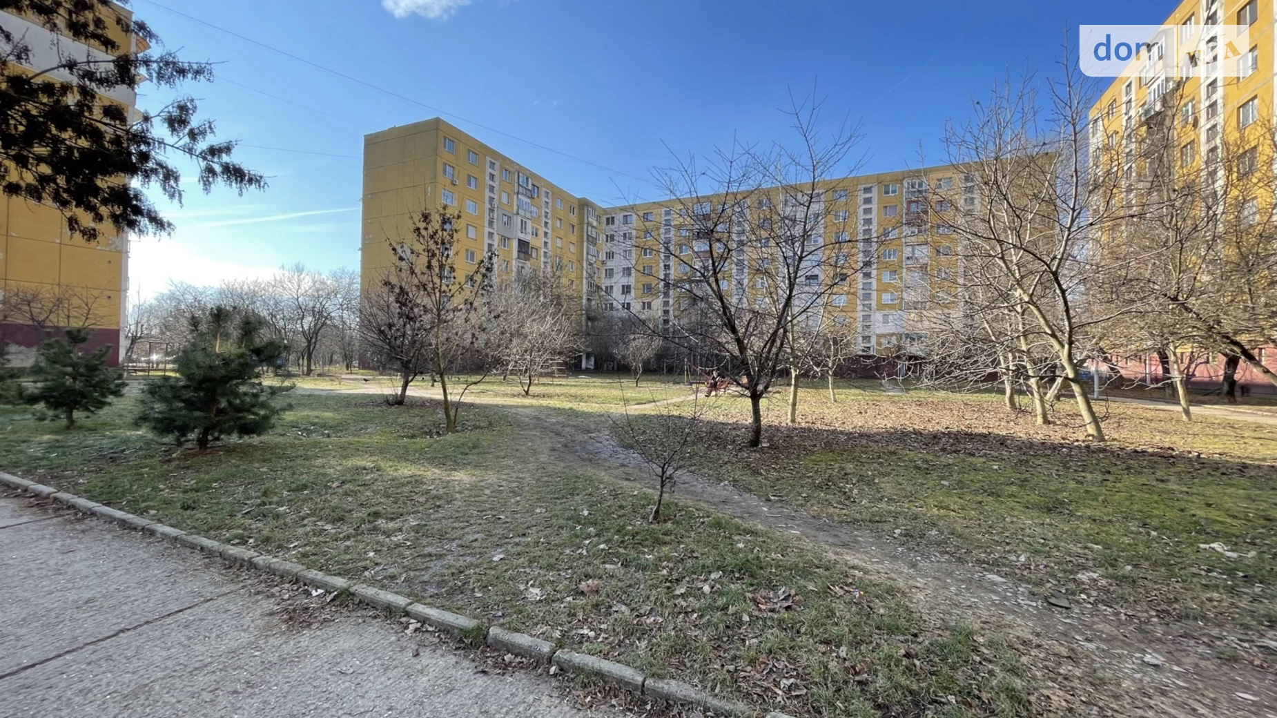 Продається 1-кімнатна квартира 32 кв. м у Ужгороді, вул. Героїв 128-ї Бригади(8-го Березня), 37 - фото 2