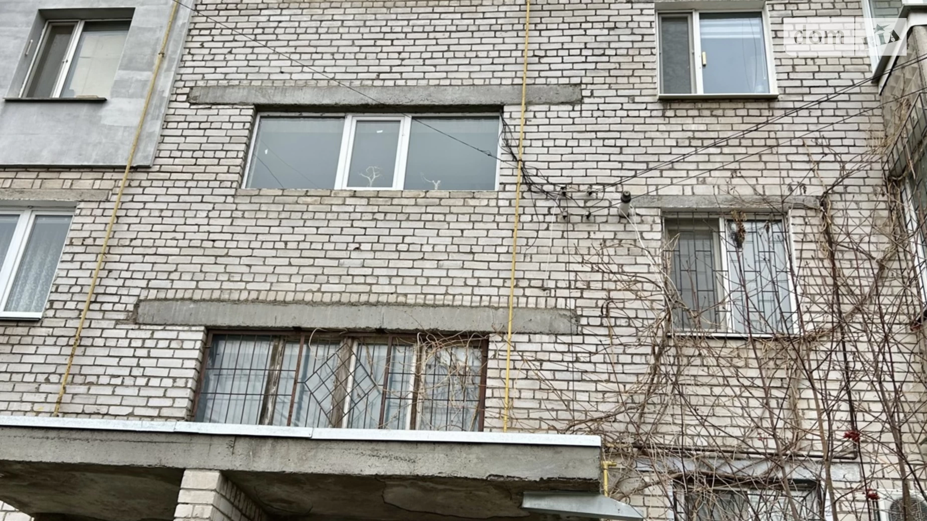 Продается 4-комнатная квартира 77 кв. м в Николаеве, ул. Январева, 28