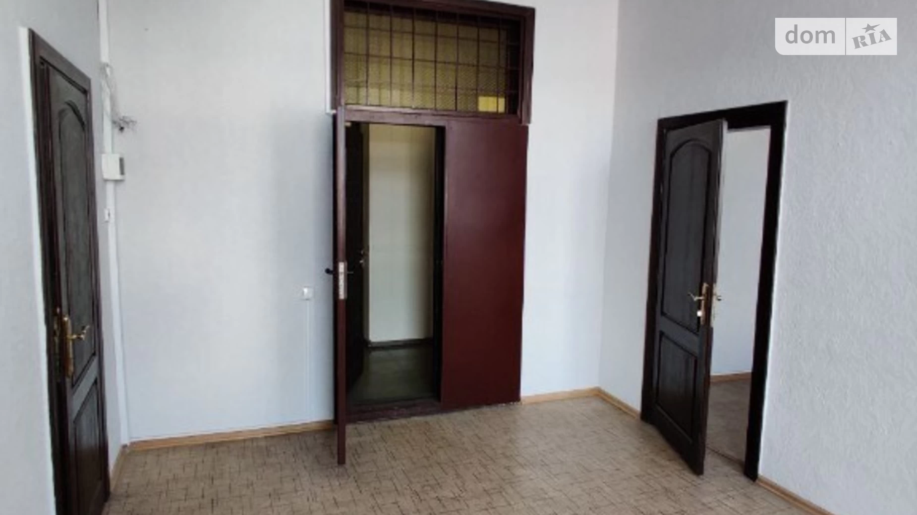 Сдается в аренду офис 50.2 кв. м в бизнес-центре, цена: 13052 грн - фото 2