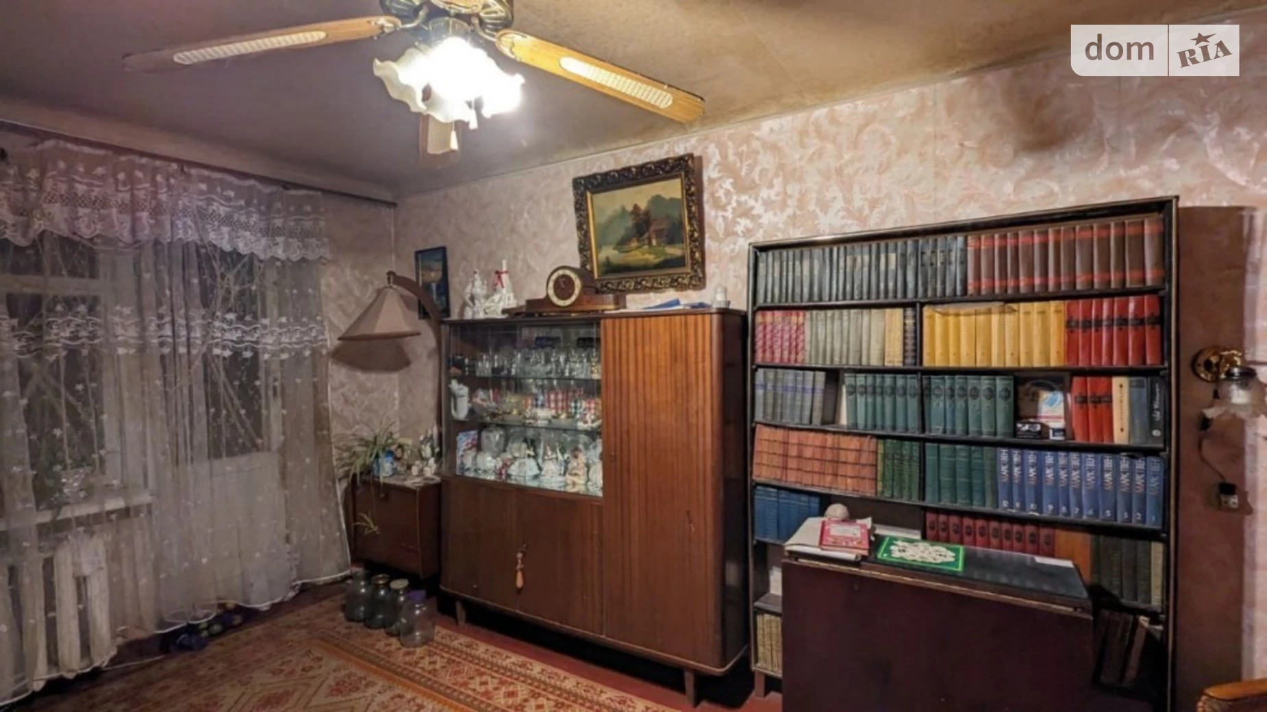 Продается 3-комнатная квартира 56 кв. м в Днепре, просп. Науки(Гагарина), 133