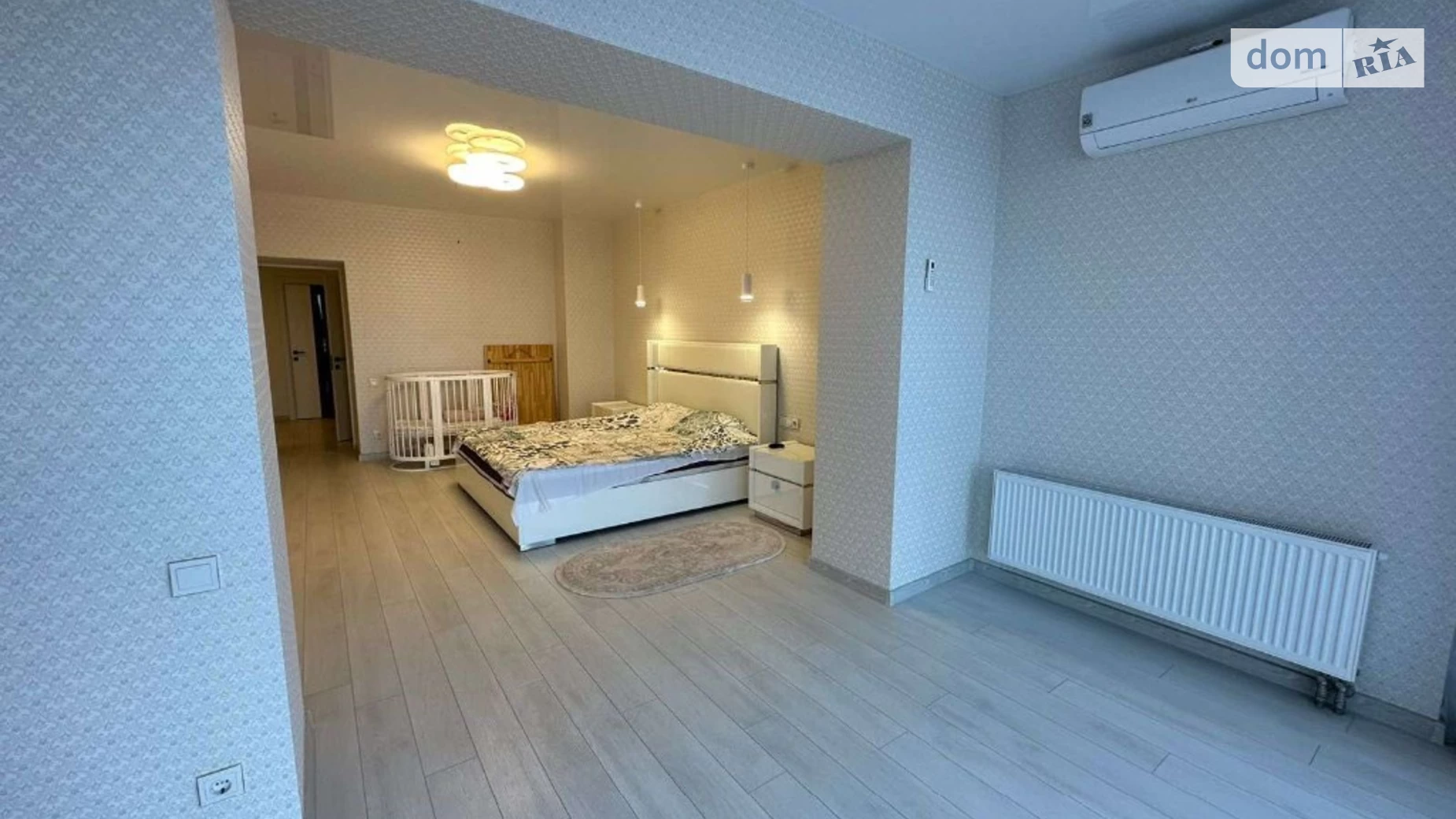 Продается 3-комнатная квартира 145 кв. м в Николаеве, ул. Лазурная