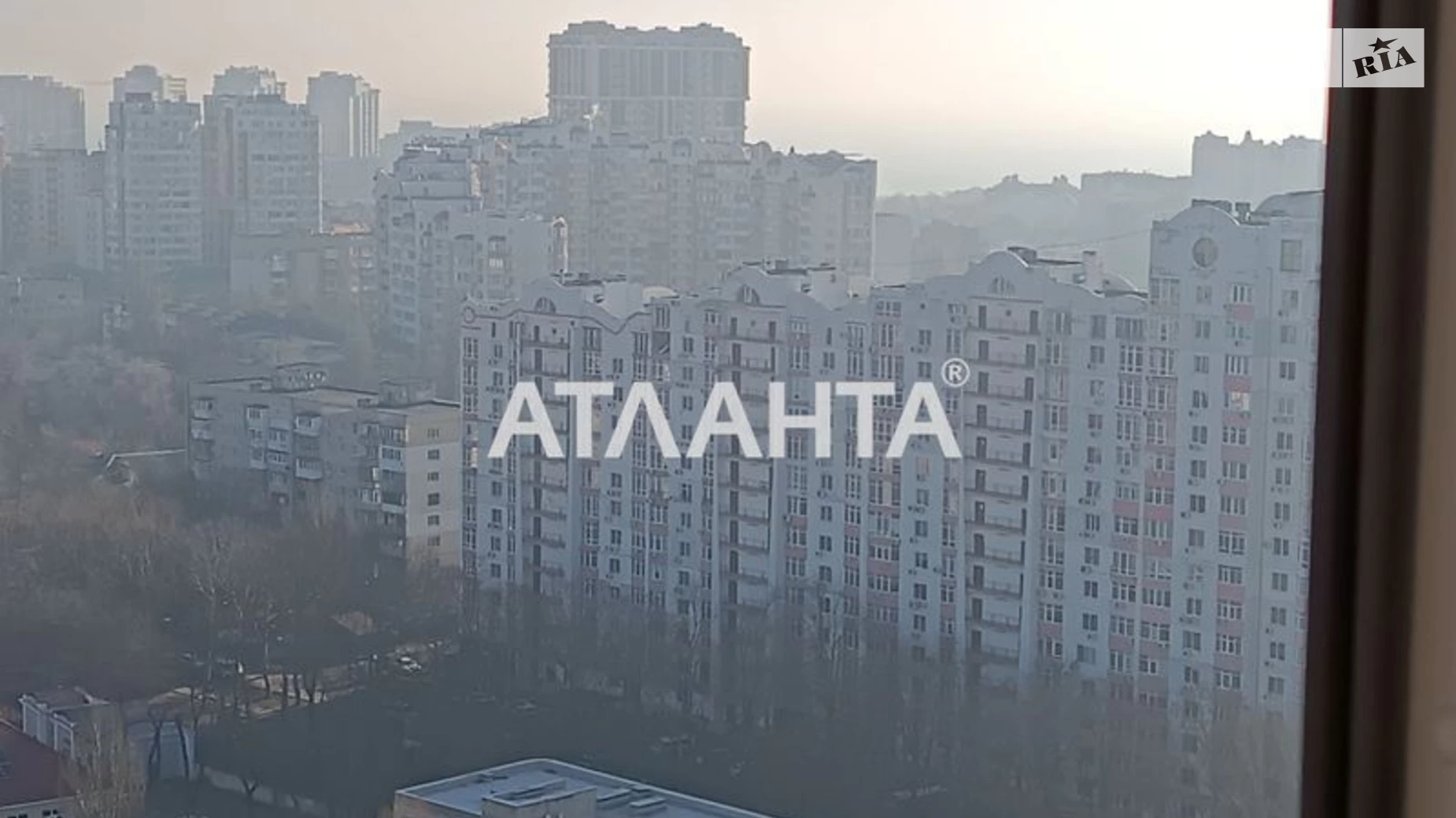 Продается 1-комнатная квартира 46 кв. м в Одессе, ул. Ивана Франко
