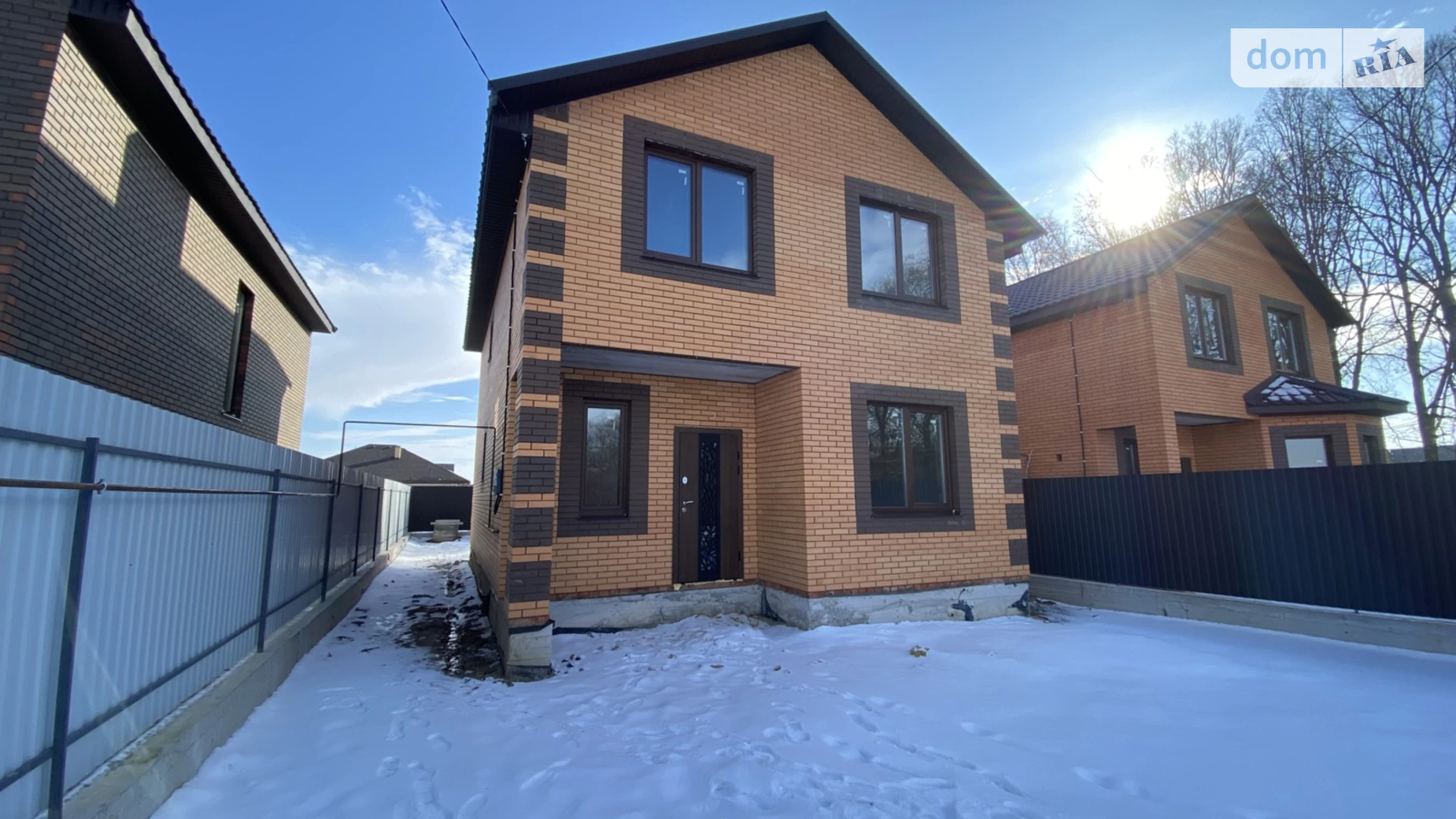 Продается дом на 2 этажа 125 кв. м с террасой, цена: 85000 $ - фото 2