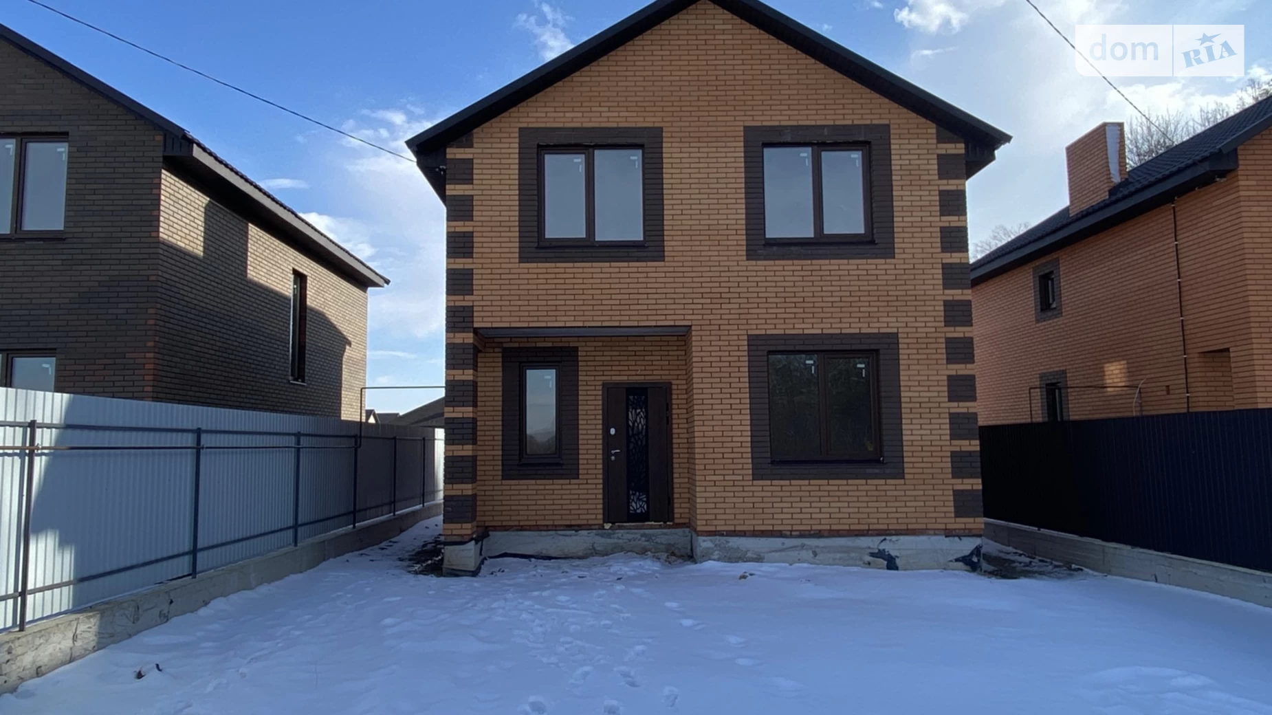 Продается дом на 2 этажа 125 кв. м с садом, цена: 85000 $ - фото 5