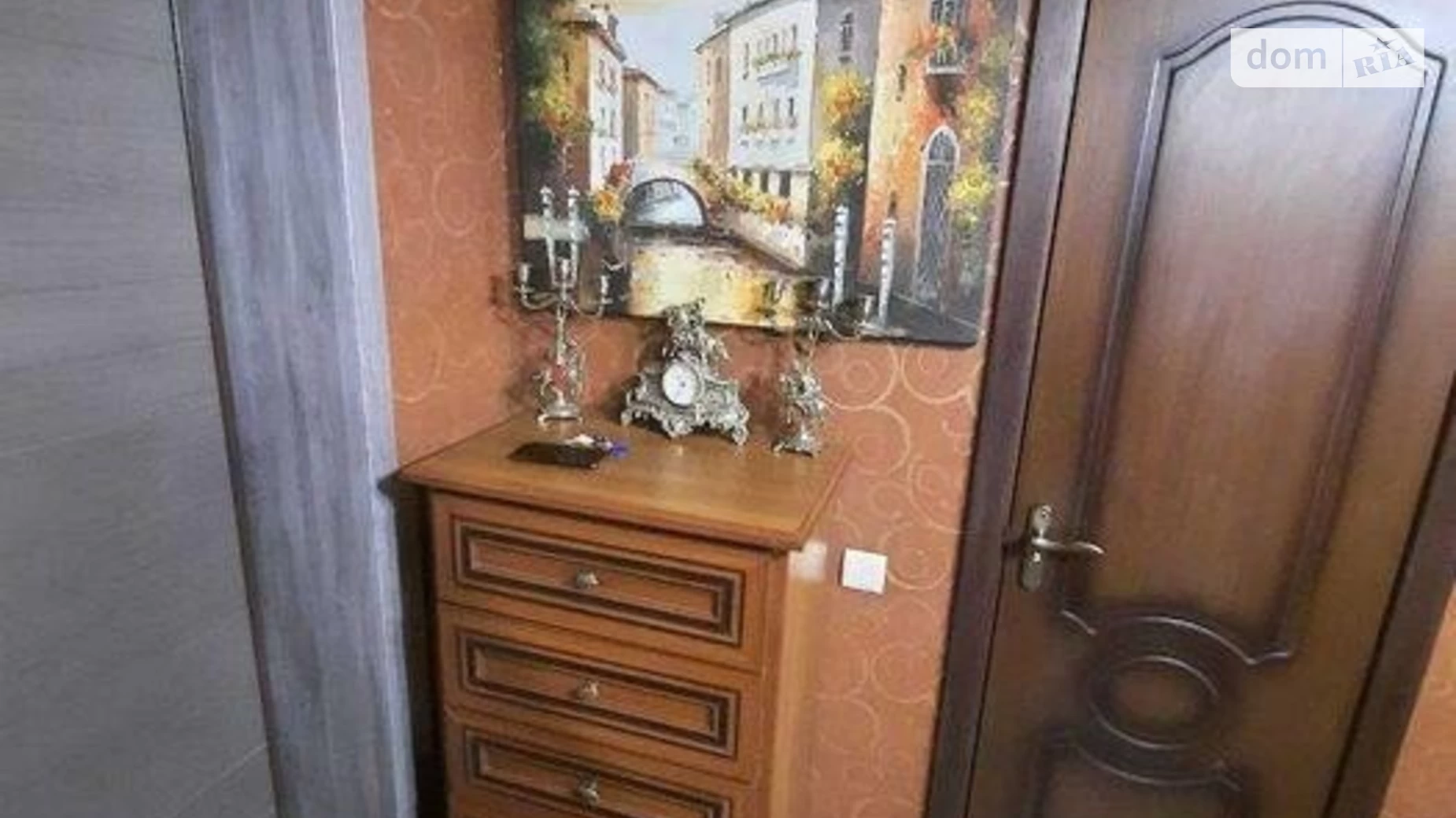 Продается 2-комнатная квартира 64 кв. м в Киеве, просп. Лобановского, 4Г