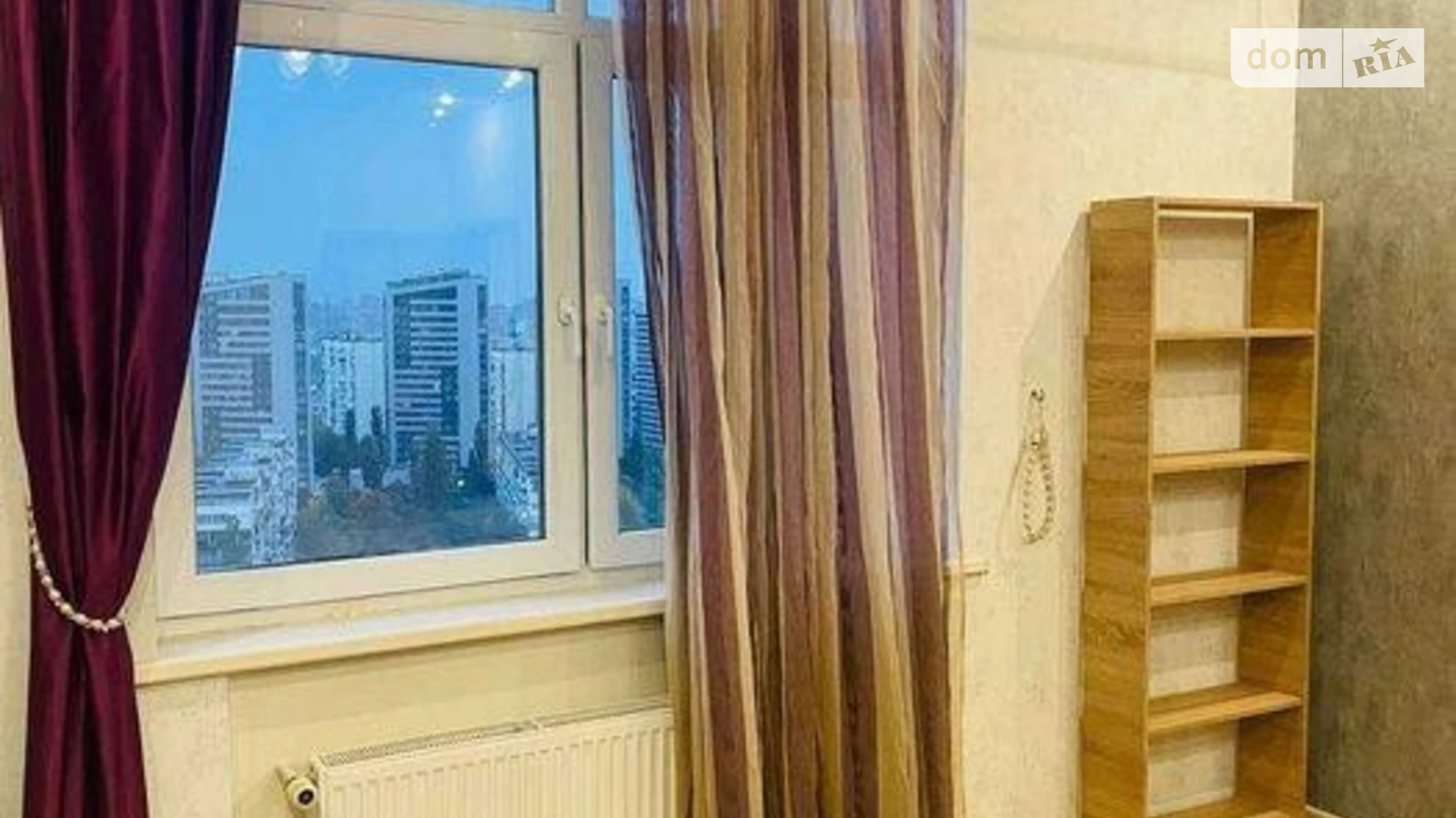 Продается 2-комнатная квартира 95 кв. м в Киеве, ул. Мокрая(Кудряшова), 16